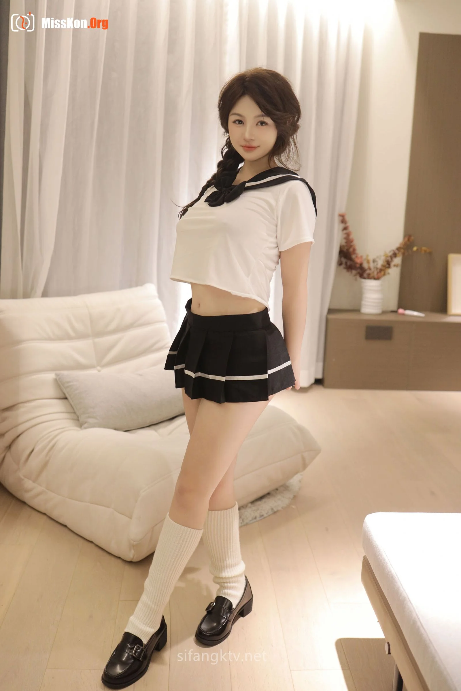 Nude photo set of Chinese model: Shen Siyi - Photo 4
