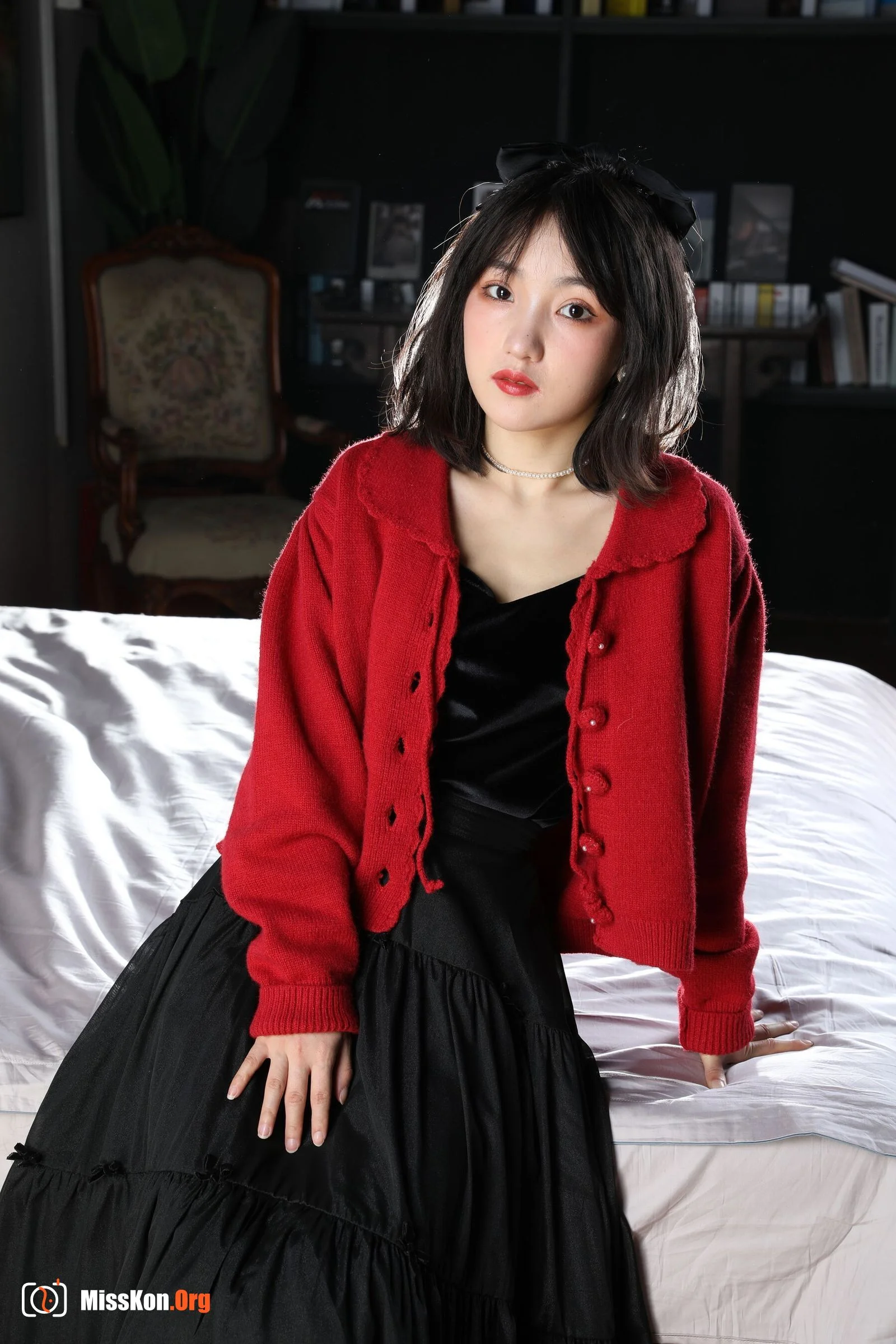 Nude photo set of Chinese model: Shi Fang (2021-01-02) - Photo 9