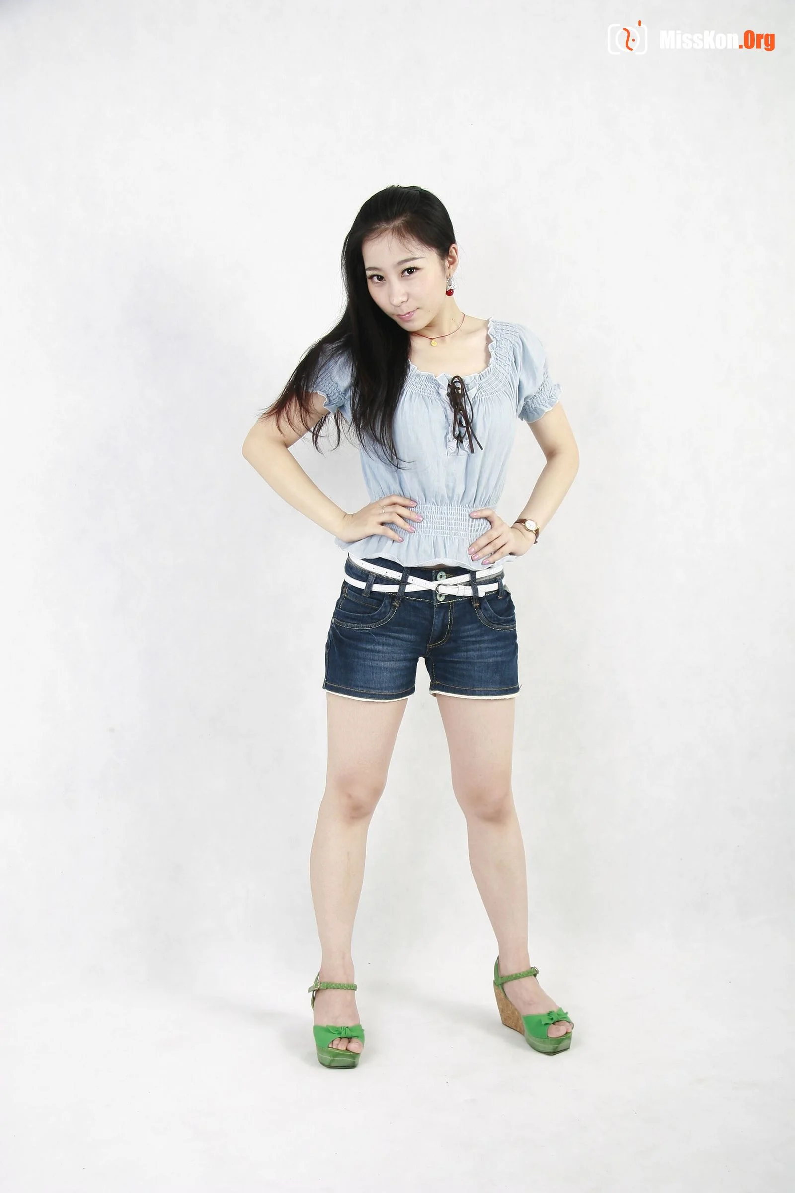 Nude photo set of Chinese model: Shu Bi (2010-08-03) - Photo 10