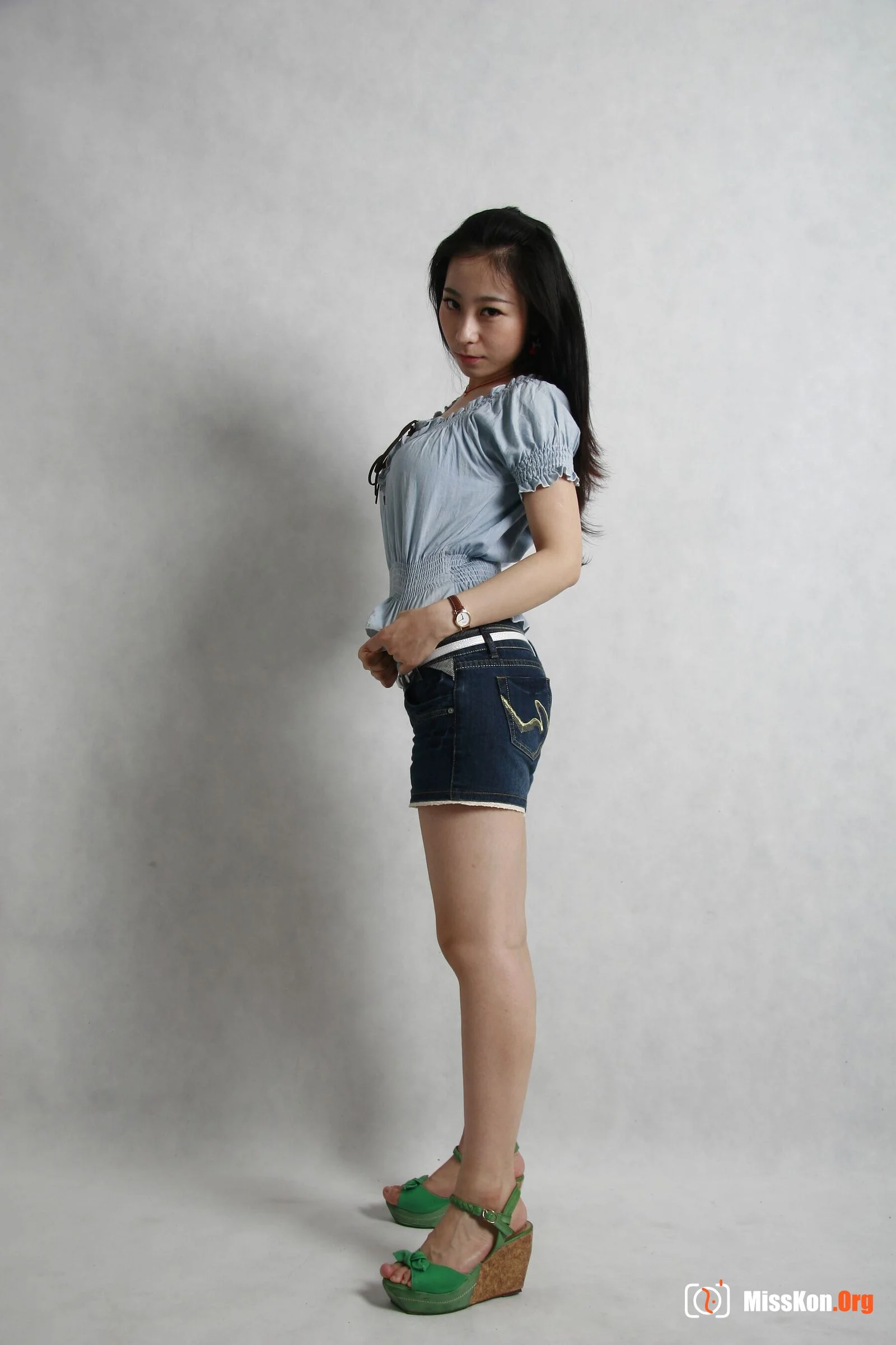 Nude photo set of Chinese model: Shu Bi (2010-08-03) - Photo 2
