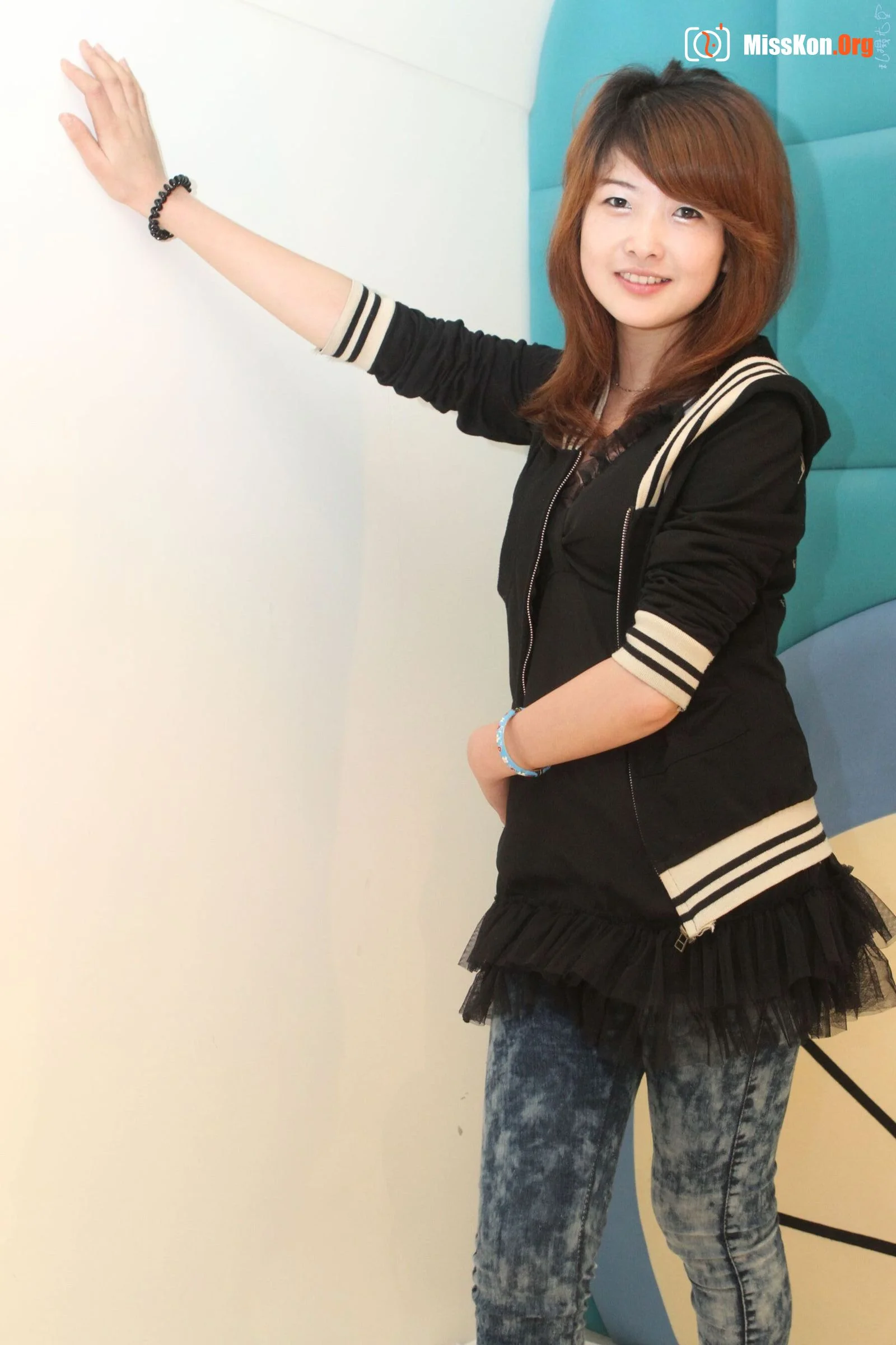 Nude photo set of Chinese model: Slowly (2011-05-23) - Photo 6