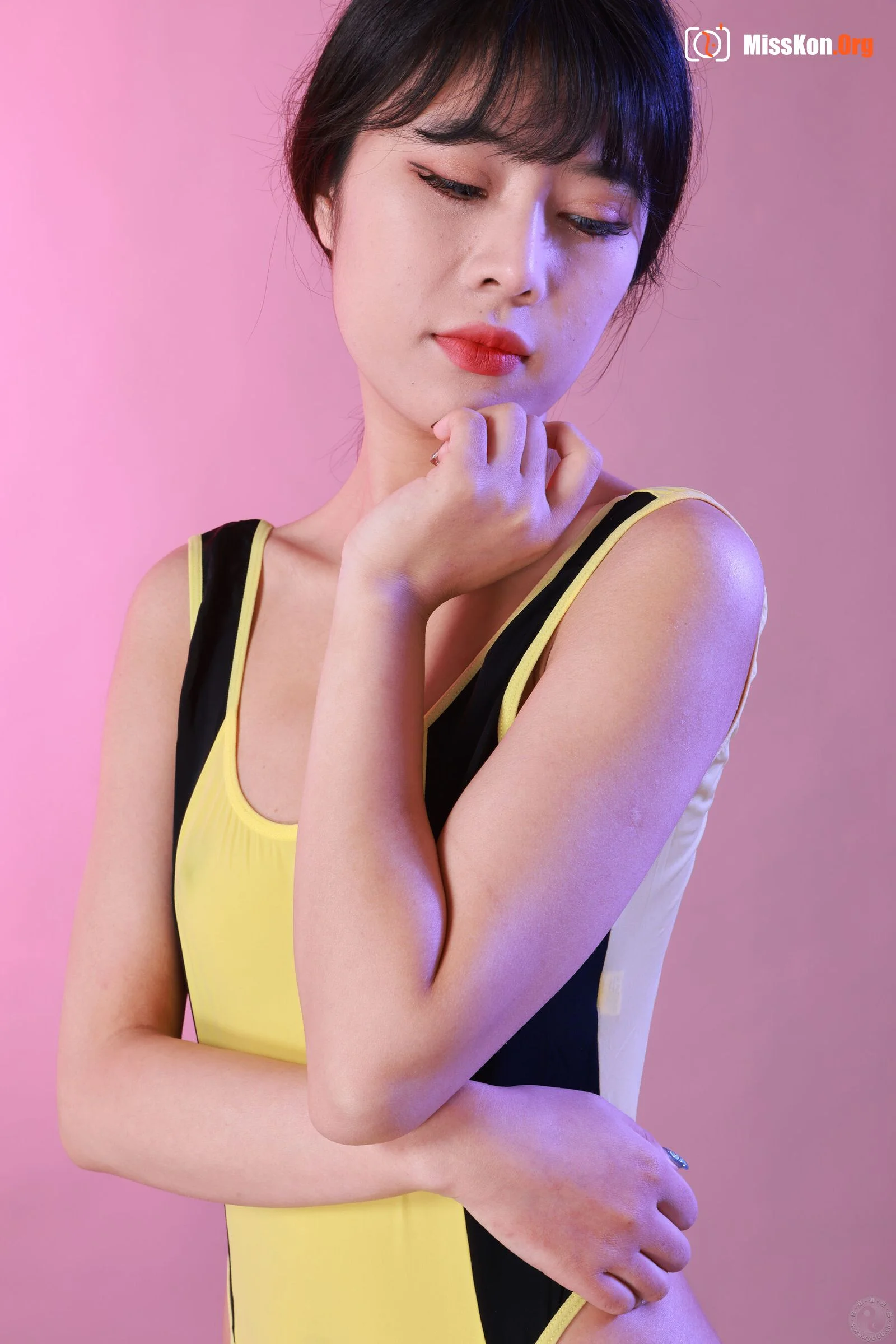 Nude photo set of Chinese model: Small ring - Photo 7