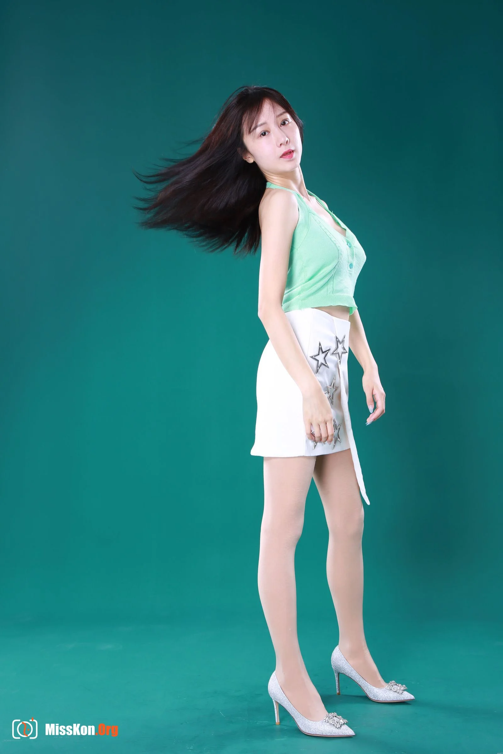 Nude photo set of Chinese model: Small Scene - Photo 14