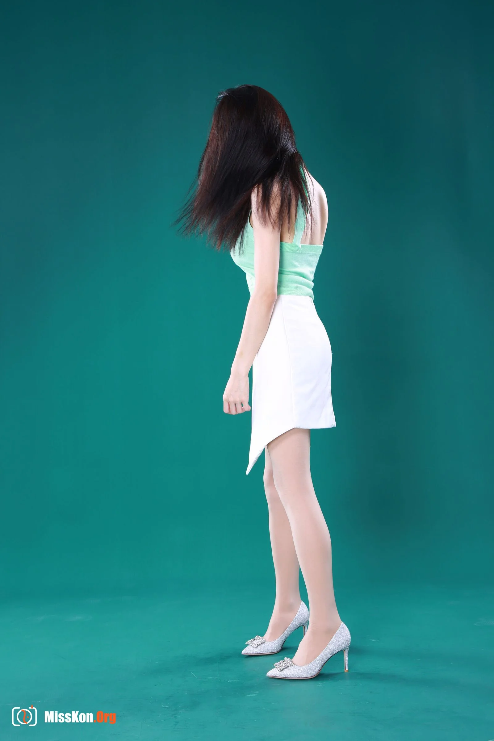 Nude photo set of Chinese model: Small Scene - Photo 16