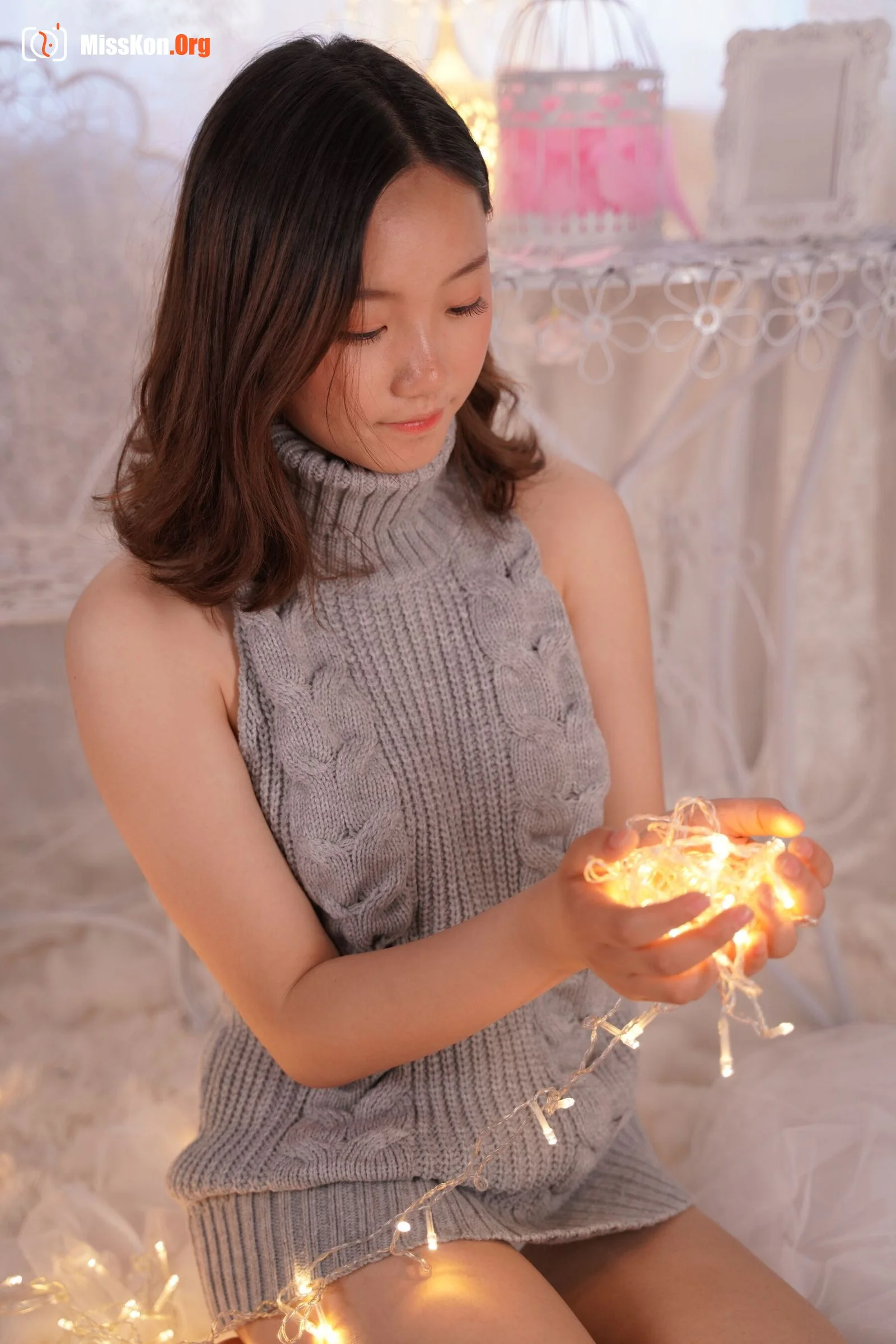 Nude photo set of Chinese model: Strawberry (2019-06-02) - Photo 11