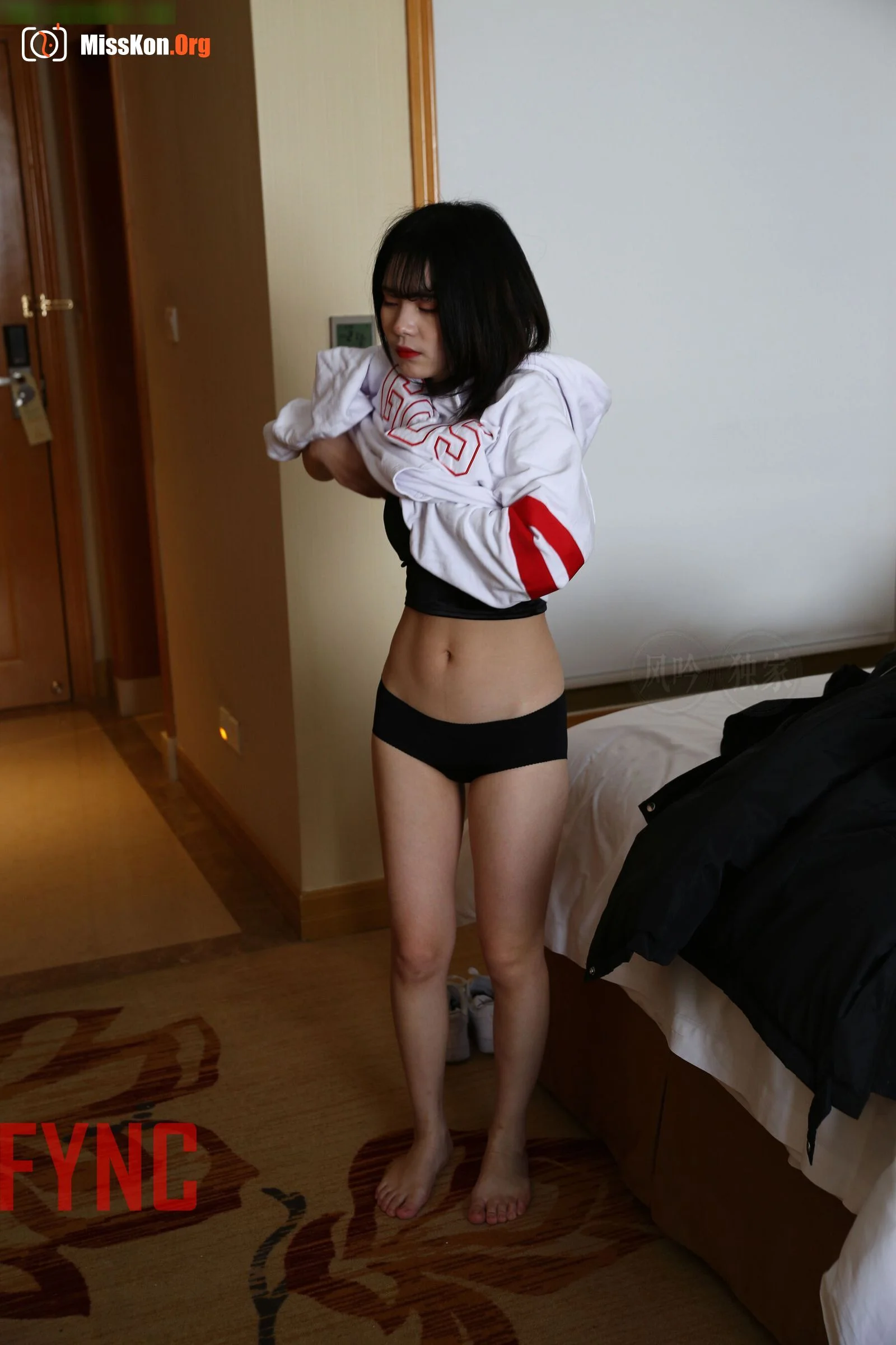 Nude photo set of Chinese model: Su Xinran - Photo 10