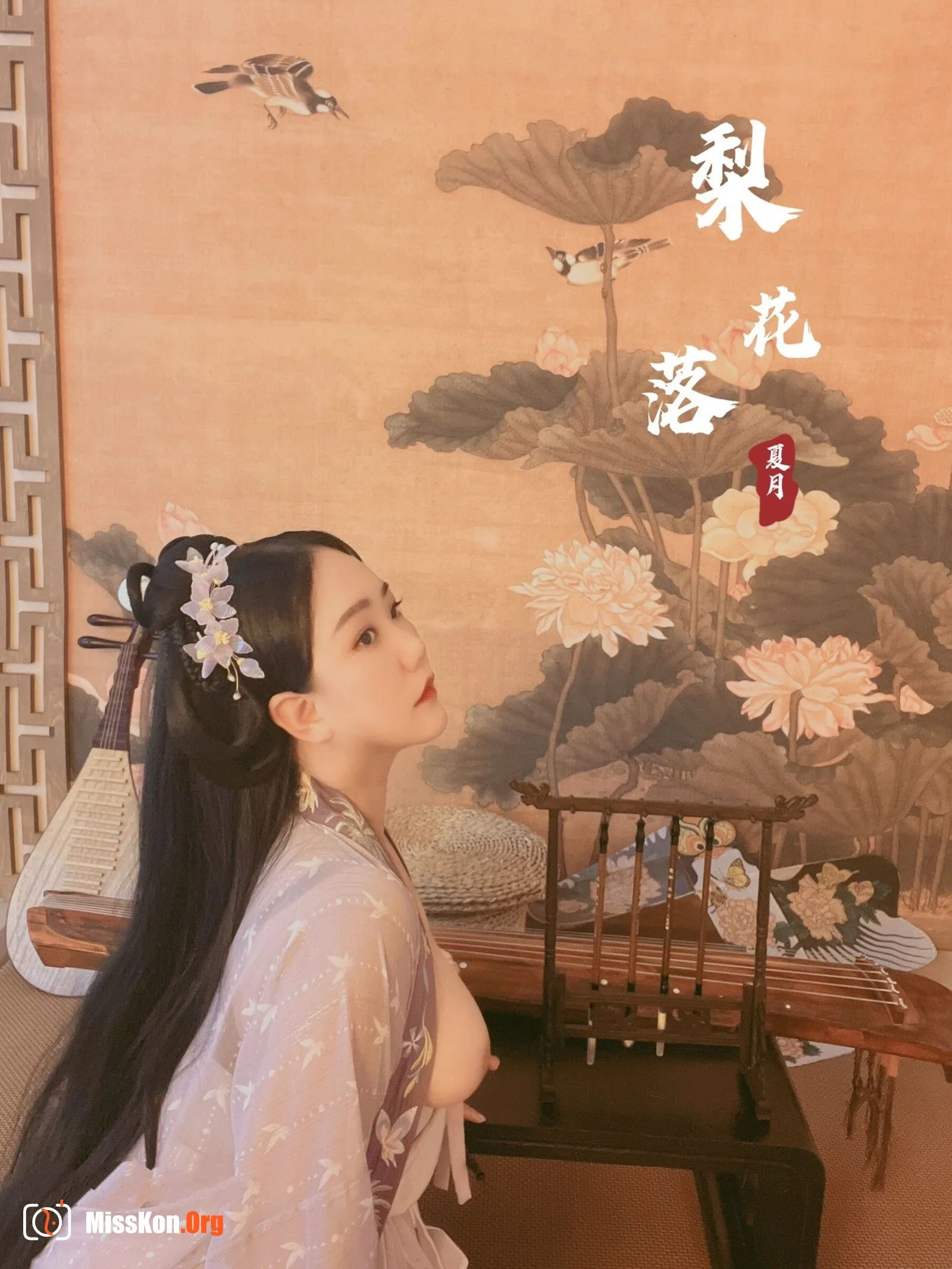 Nude photo set of Chinese model: Summer month - Photo 5