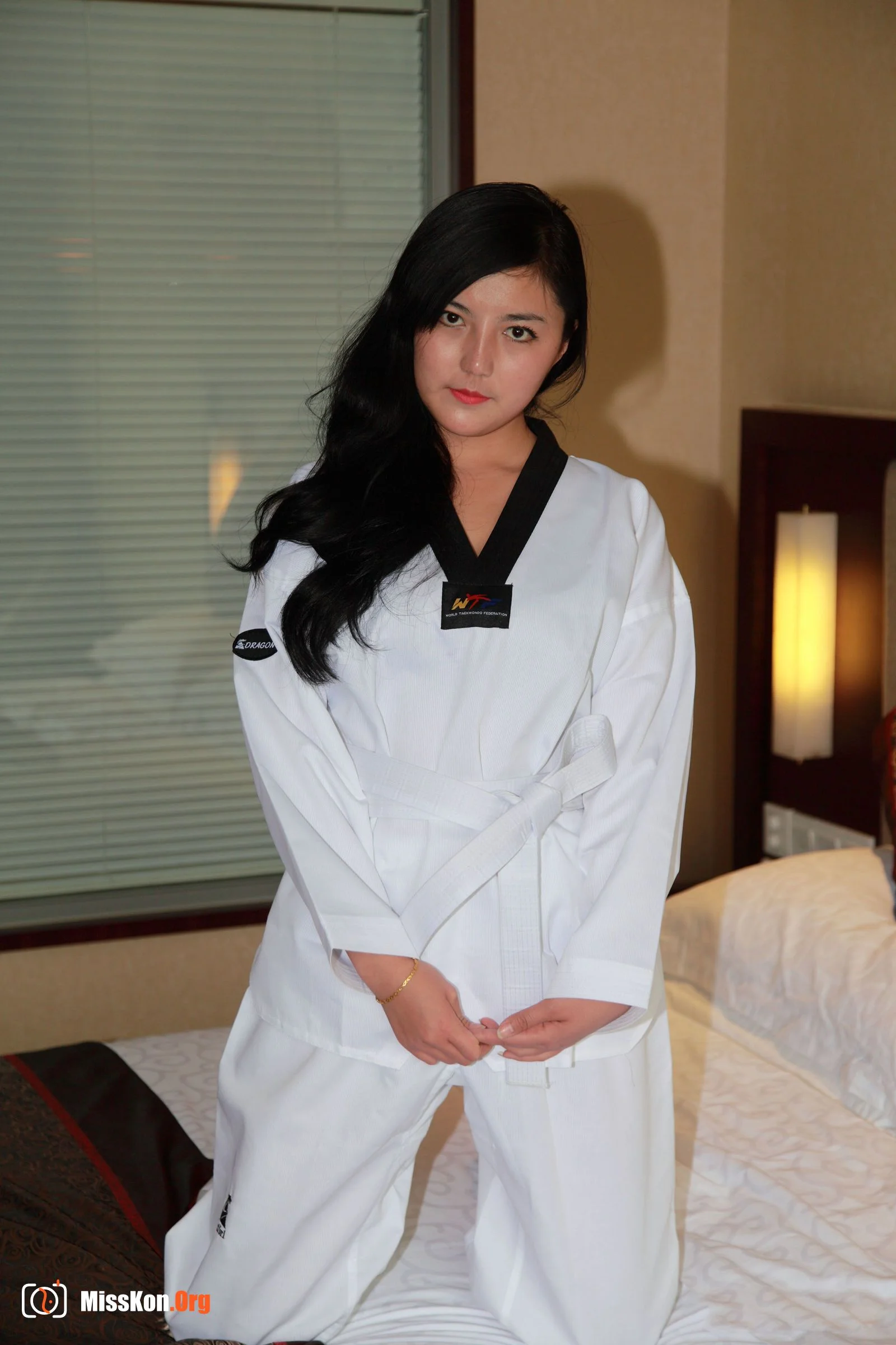Nude photo set of Chinese model: Sunny afternoon (2013-04-27) - Photo 18