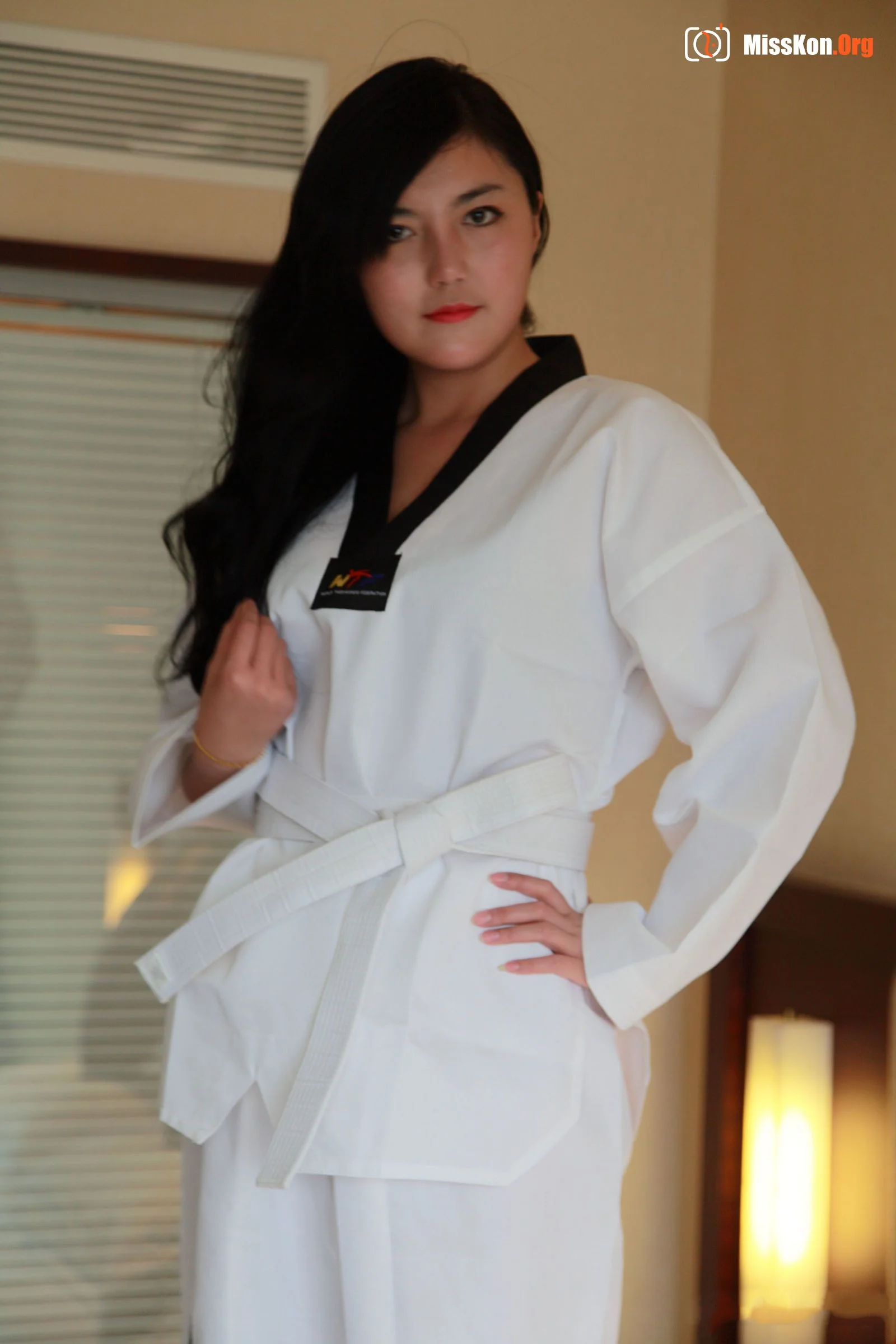Nude photo set of Chinese model: Sunny afternoon (2013-04-27) - Photo 7