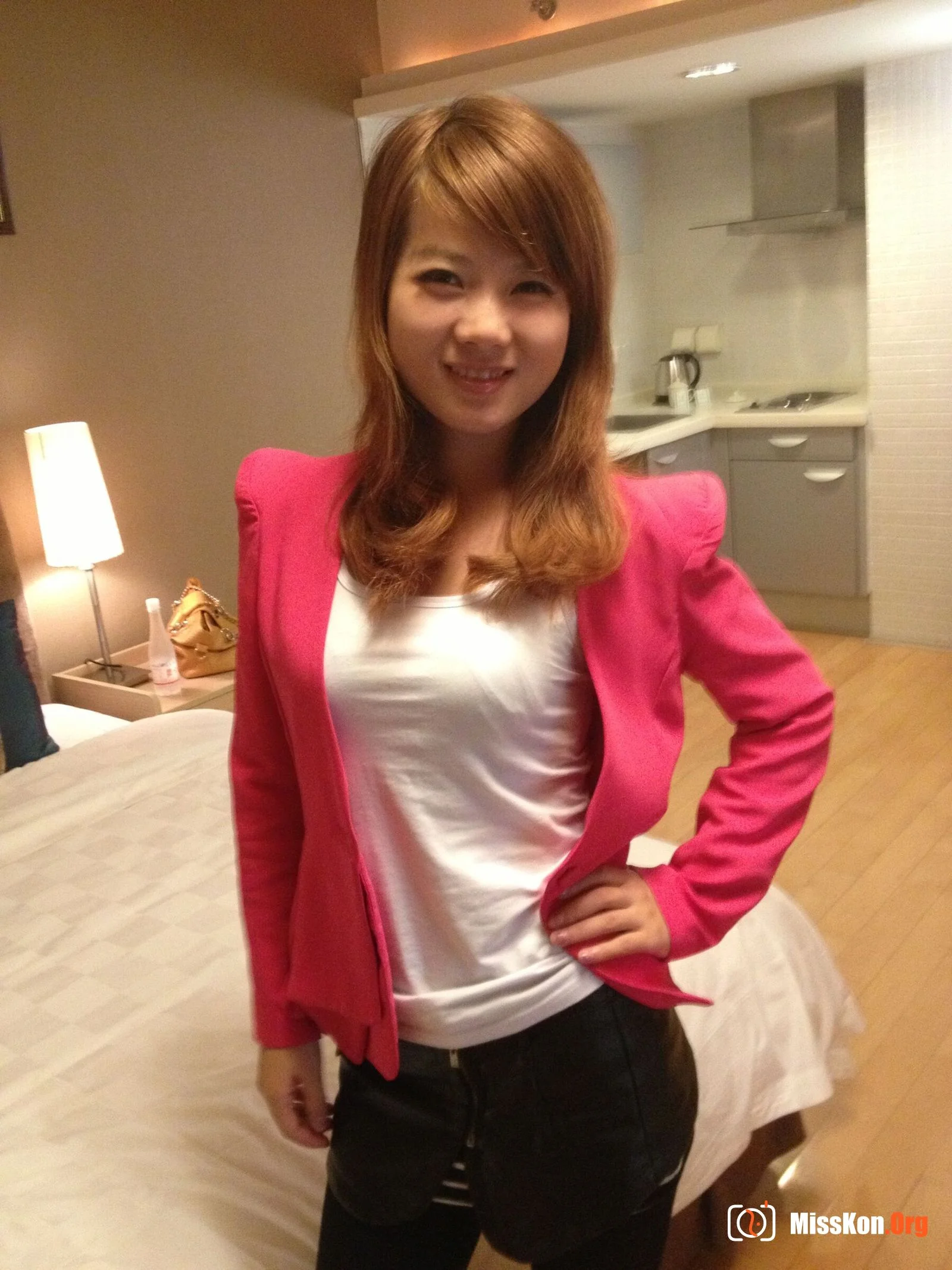 Nude photo set of Chinese model: Susan (2012-10-12) - Photo 3