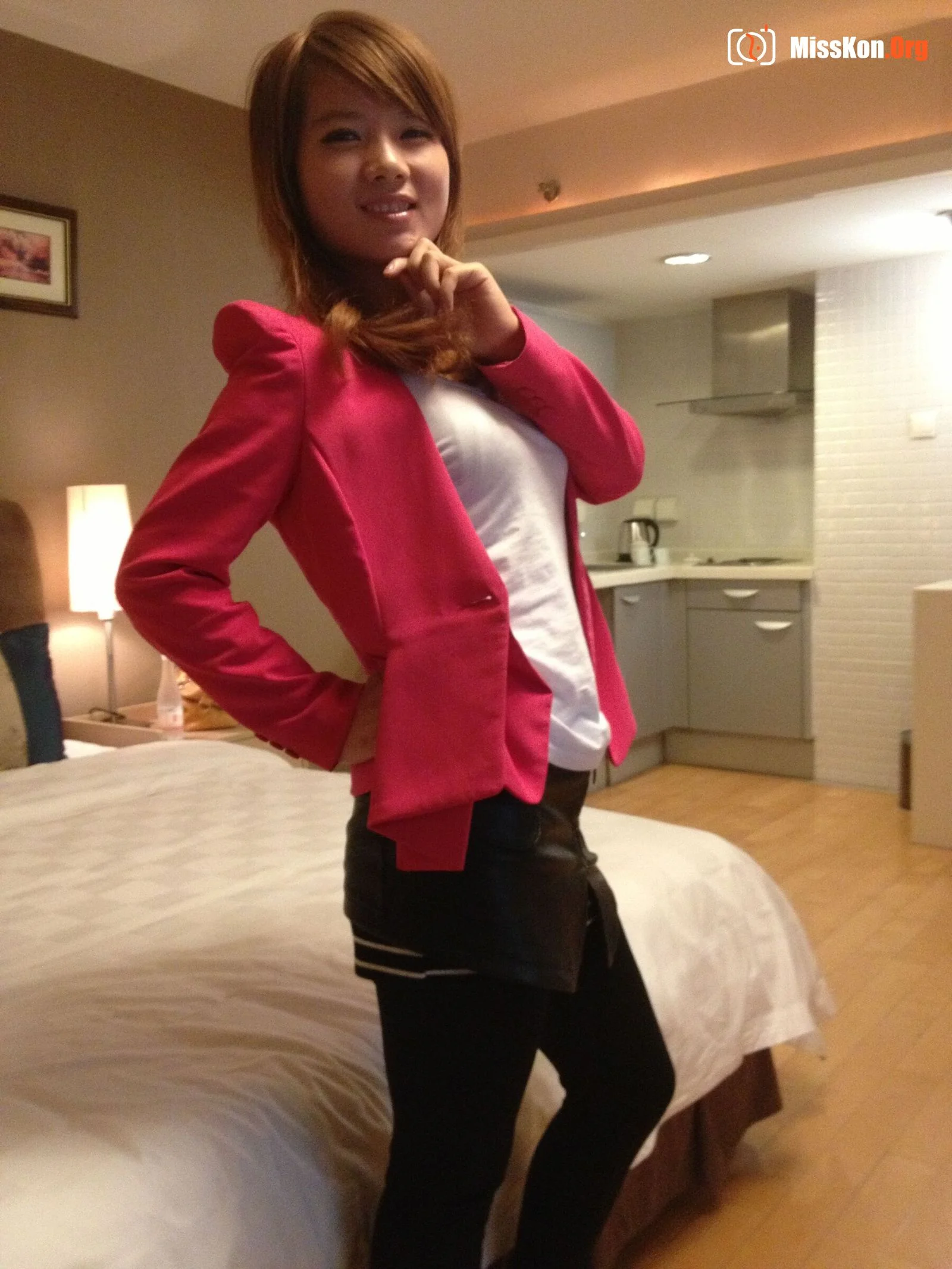 Nude photo set of Chinese model: Susan (2012-10-12) - Photo 4