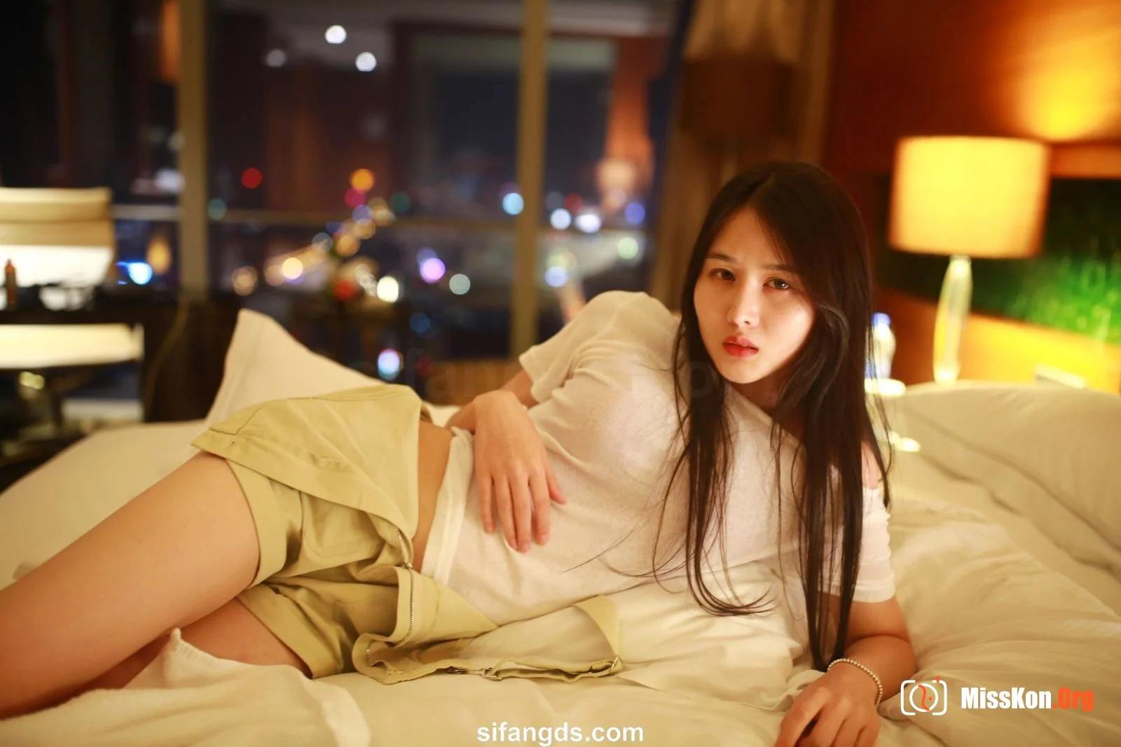 Nude photo set of Chinese model: SuSu (2018-05-24) - Photo 17