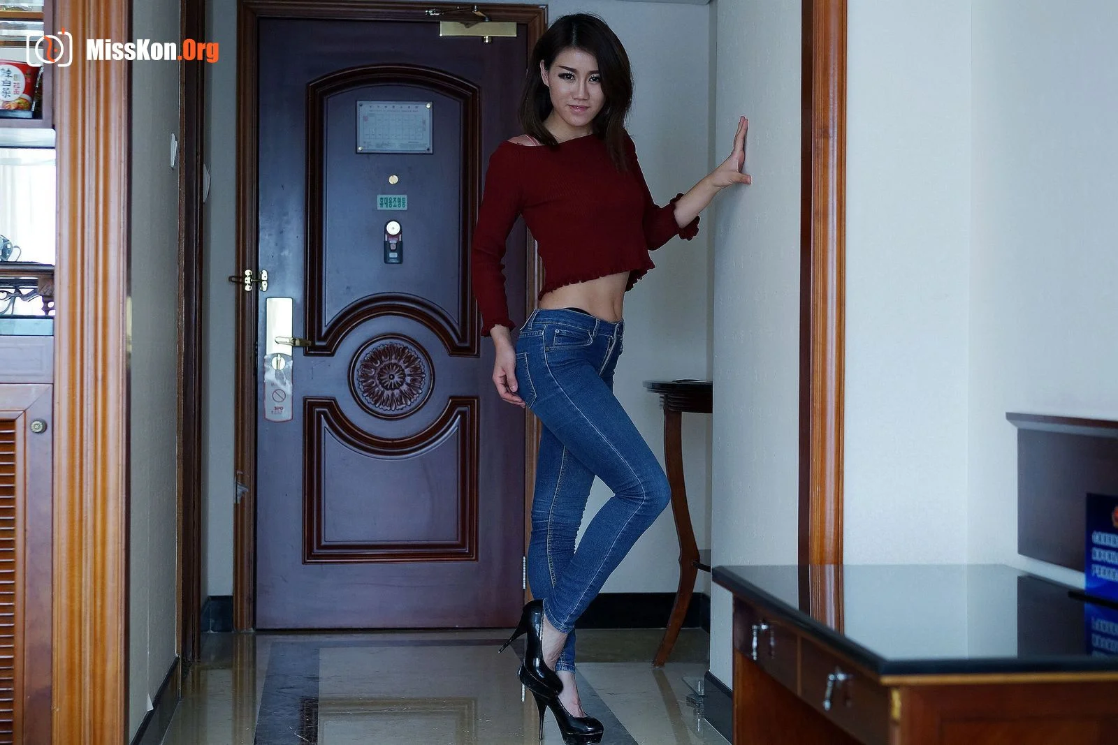 Nude photo set of Chinese model: Tan Yingying - Photo 9