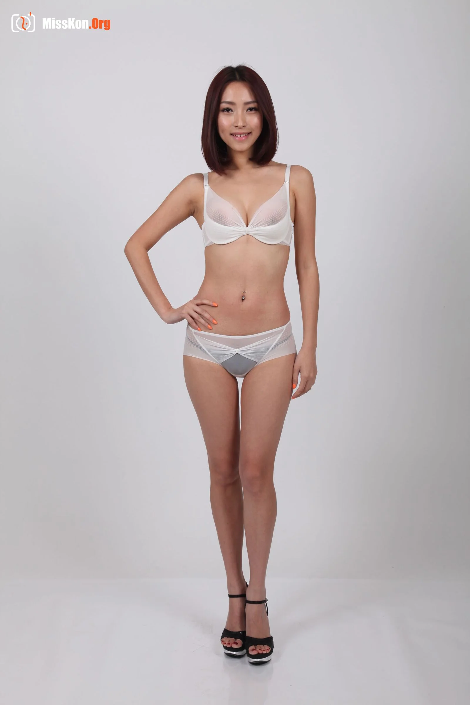 Nude photo set of Chinese model: Tang Ruoyan (2011-05-12) - Photo 4