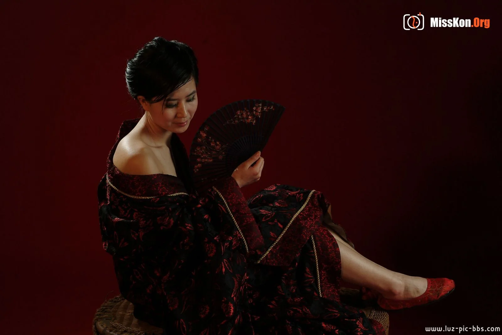 Nude photo set of Chinese model: Tian Hong (2008-02-22) - Photo 17