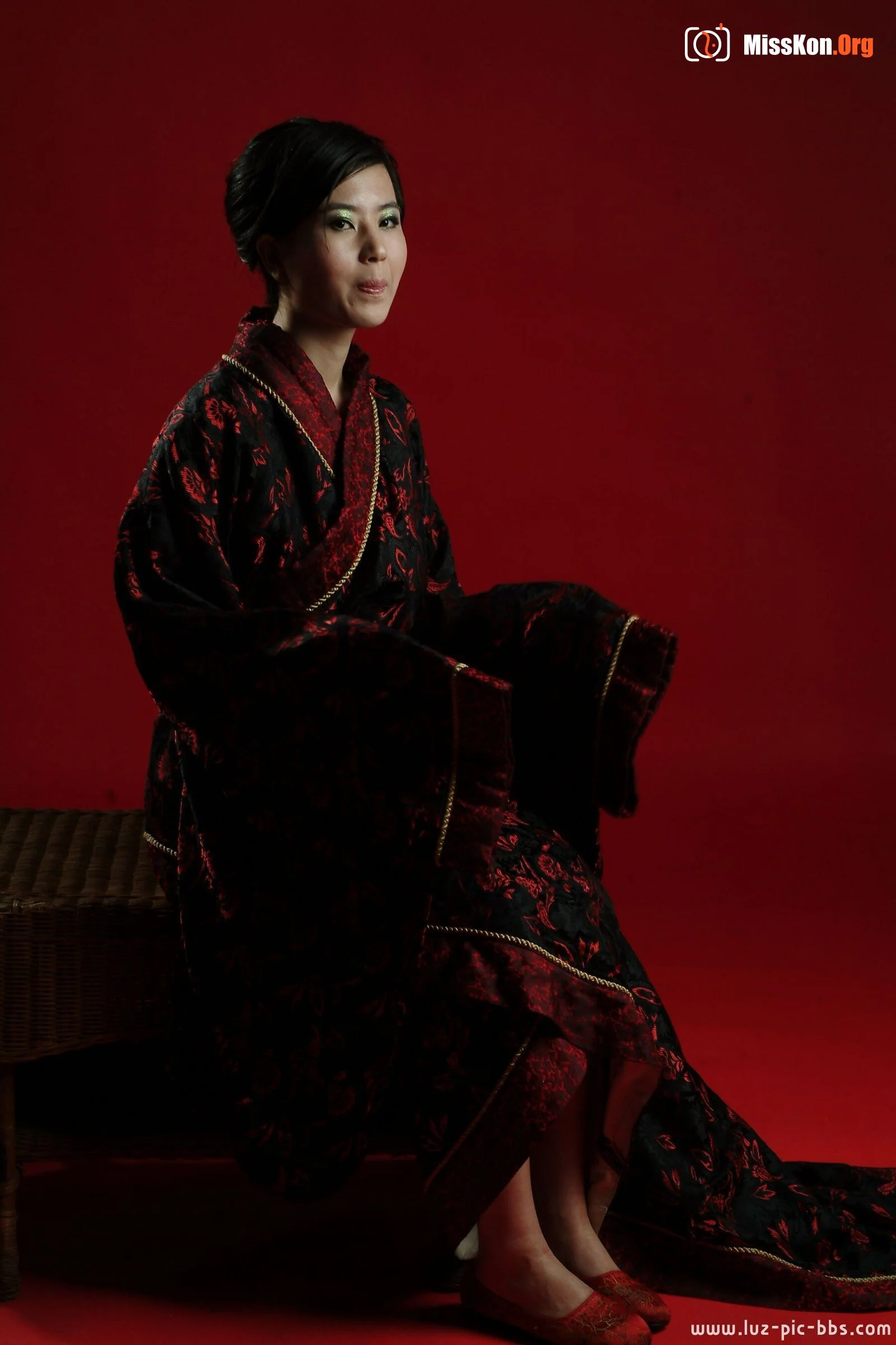 Nude photo set of Chinese model: Tian Hong (2008-02-22) - Photo 19