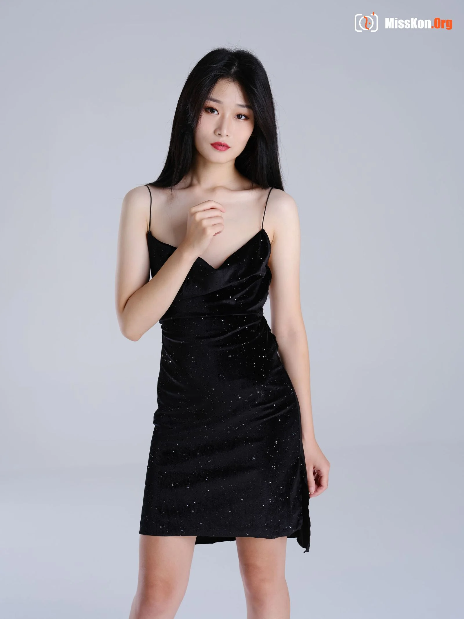 Nude photo set of Chinese model: True (2021-08-26) - Photo 15