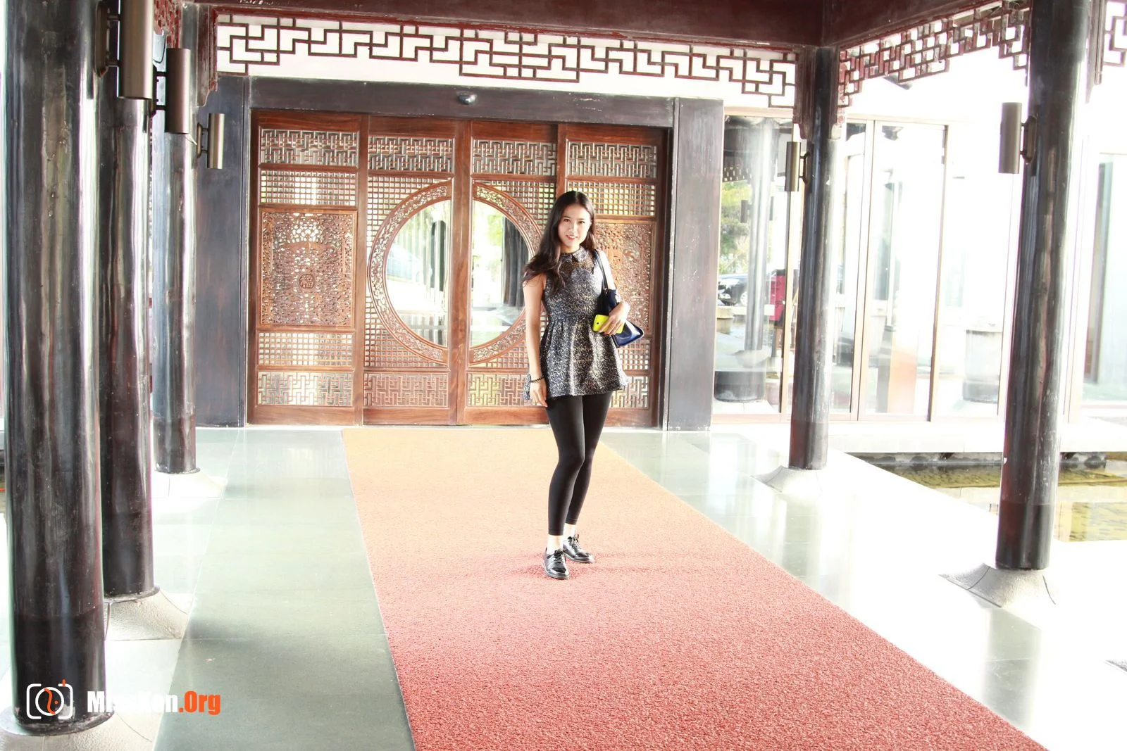 Nude photo set of Chinese model: Ulan Lan (2013-11-01) - Photo 18