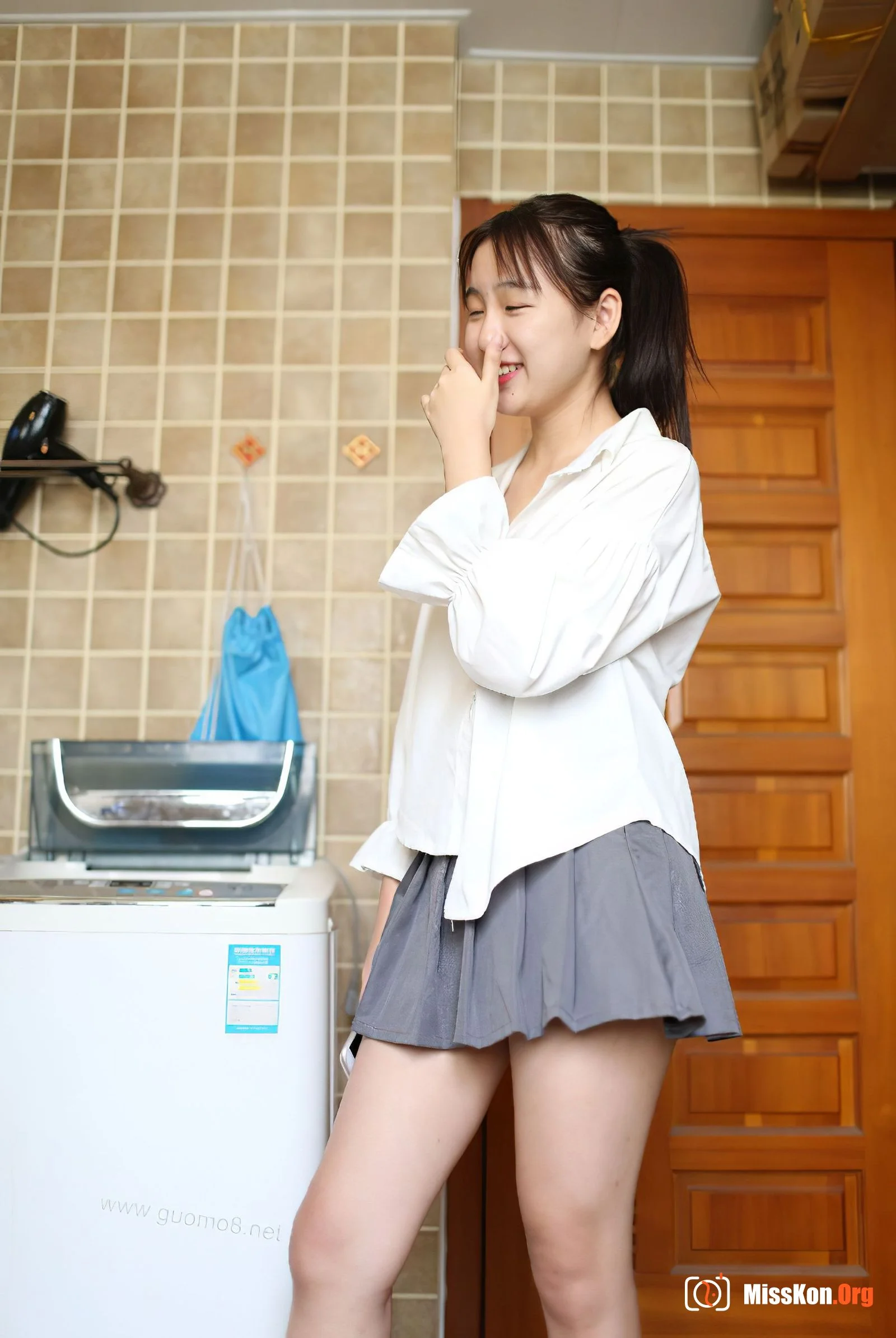 Nude photo set of Chinese model: Wang Qianye (2017-06-11) - Photo 15