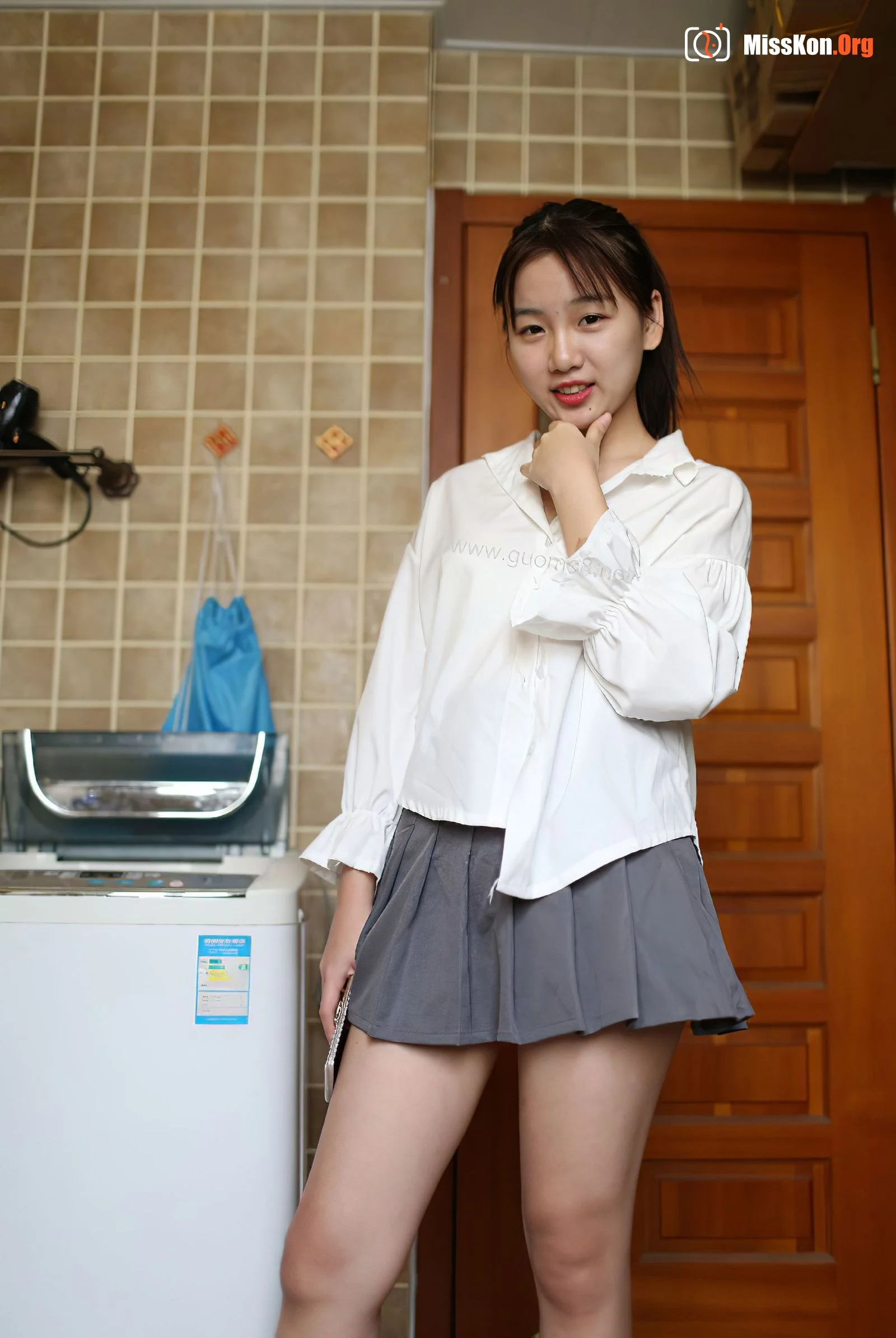 Nude photo set of Chinese model: Wang Qianye (2017-06-11) - Photo 17