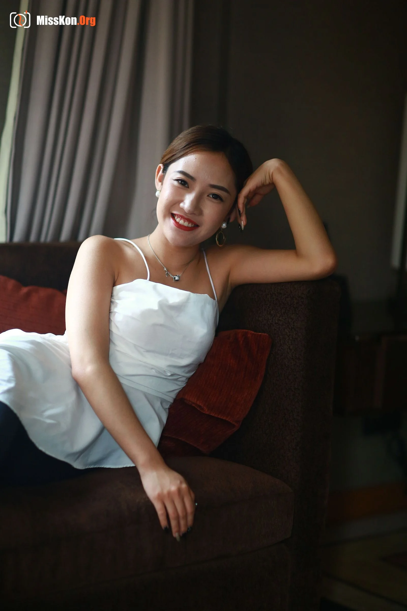 Nude photo set of Chinese model: Wang Xuan (2018-05-14) - Photo 15