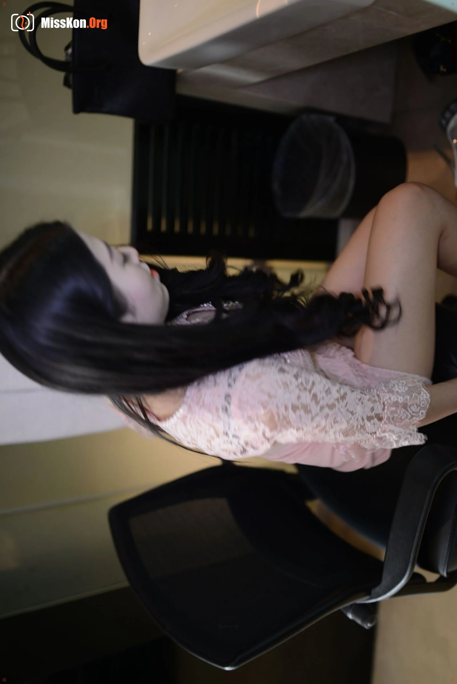 Nude photo set of Chinese model: Wanting (2014-12-30) - Photo 7