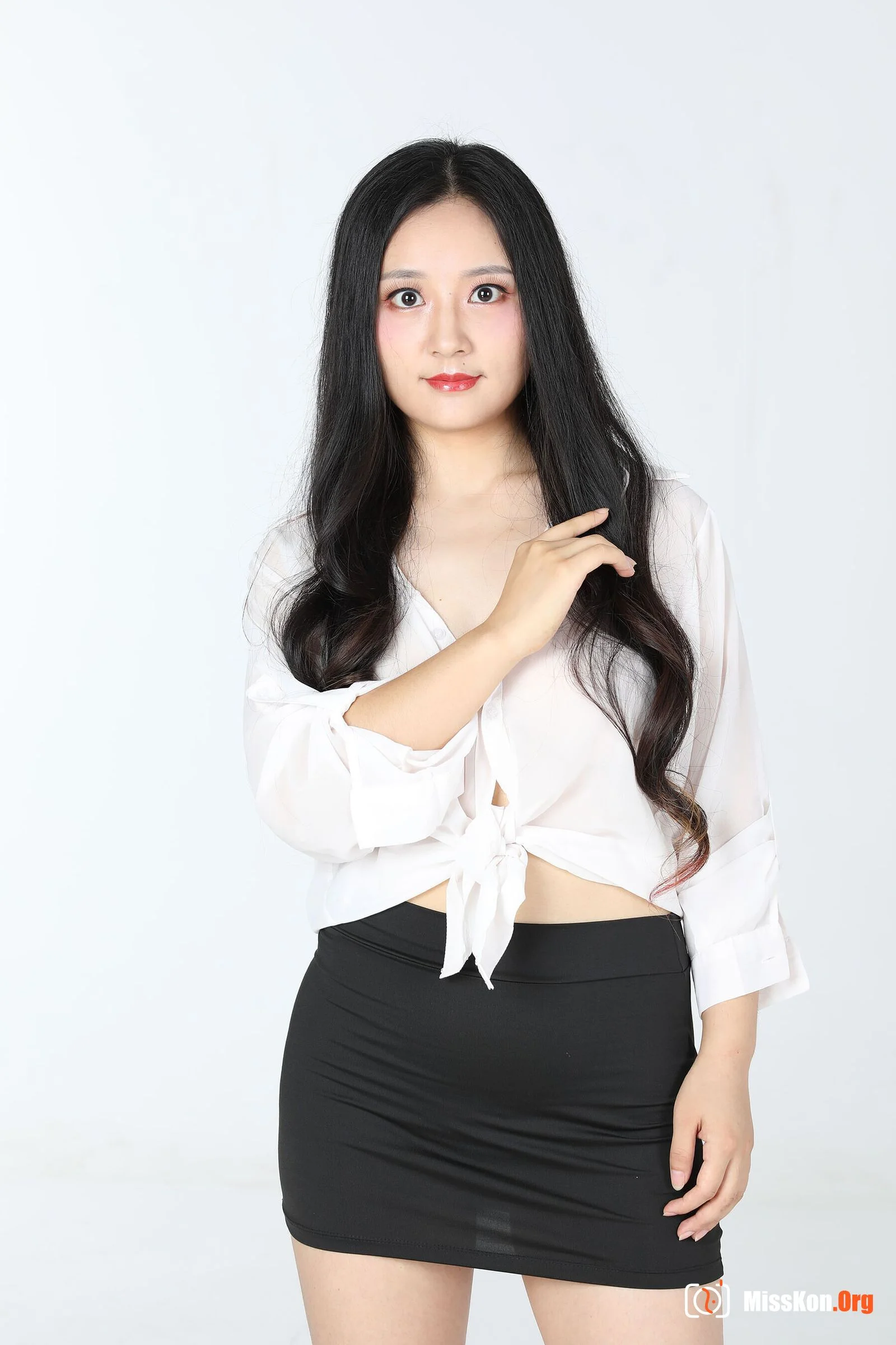 Nude photo set of Chinese model: Warm (2020-05-12) - Photo 14