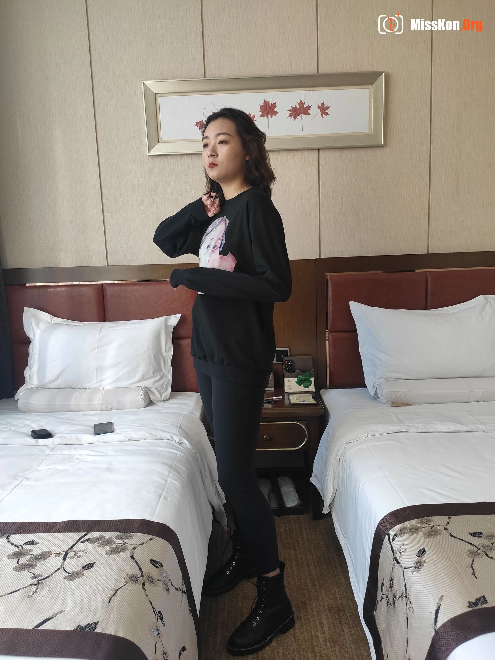 Nude photo set of Chinese model: Weekly (2019-11-27) - Photo 2
