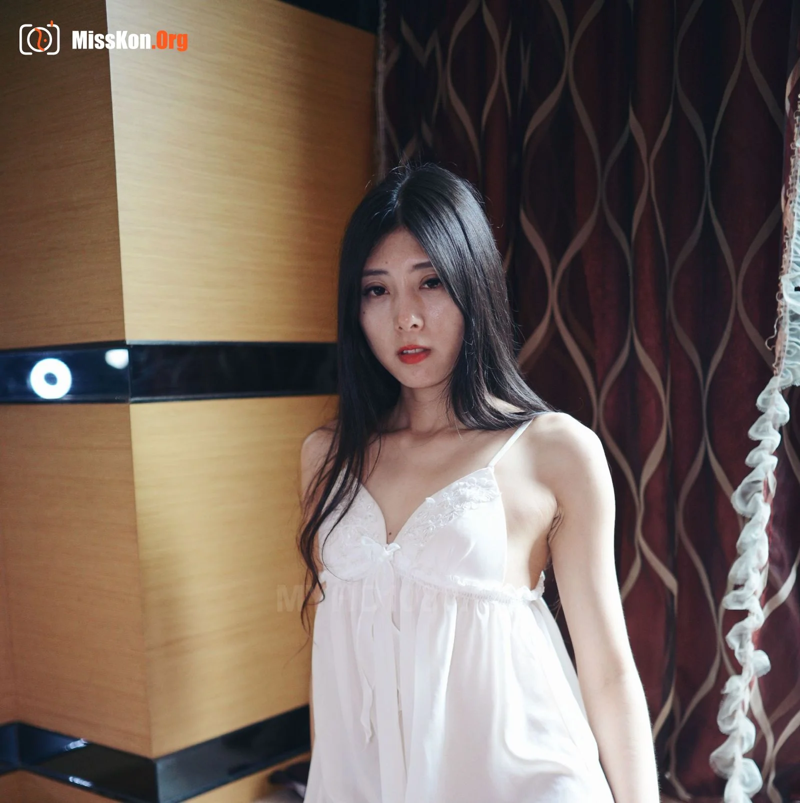 Nude photo set of Chinese model: Wu Ruo (2017-05-17) - Photo 13