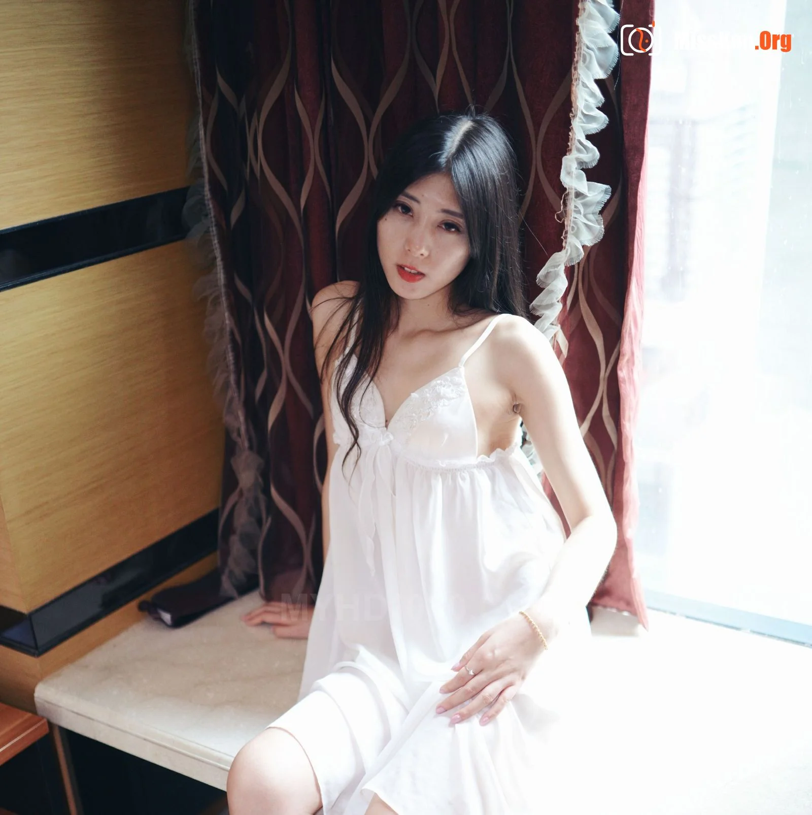 Nude photo set of Chinese model: Wu Ruo (2017-05-17) - Photo 16