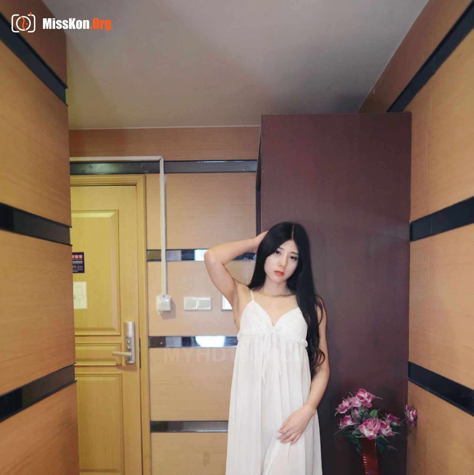 Nude photo set of Chinese model: Wu Ruo (2017-05-17) - Photo 6