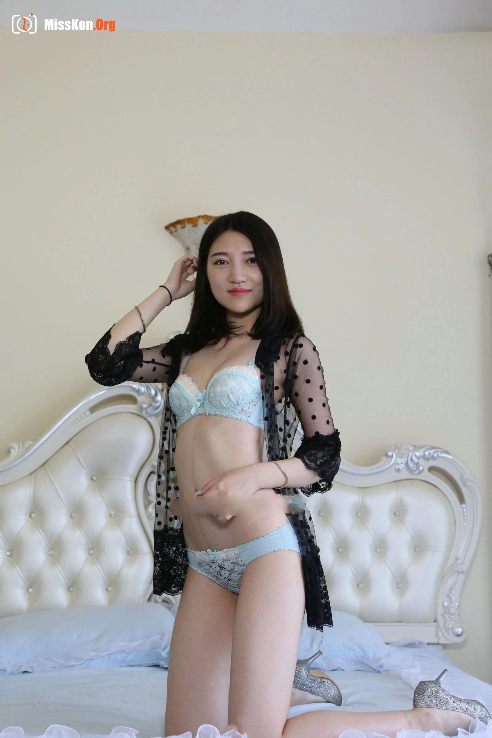 Nude photo set of Chinese model: Wu You (2016-06-22) - Photo 10