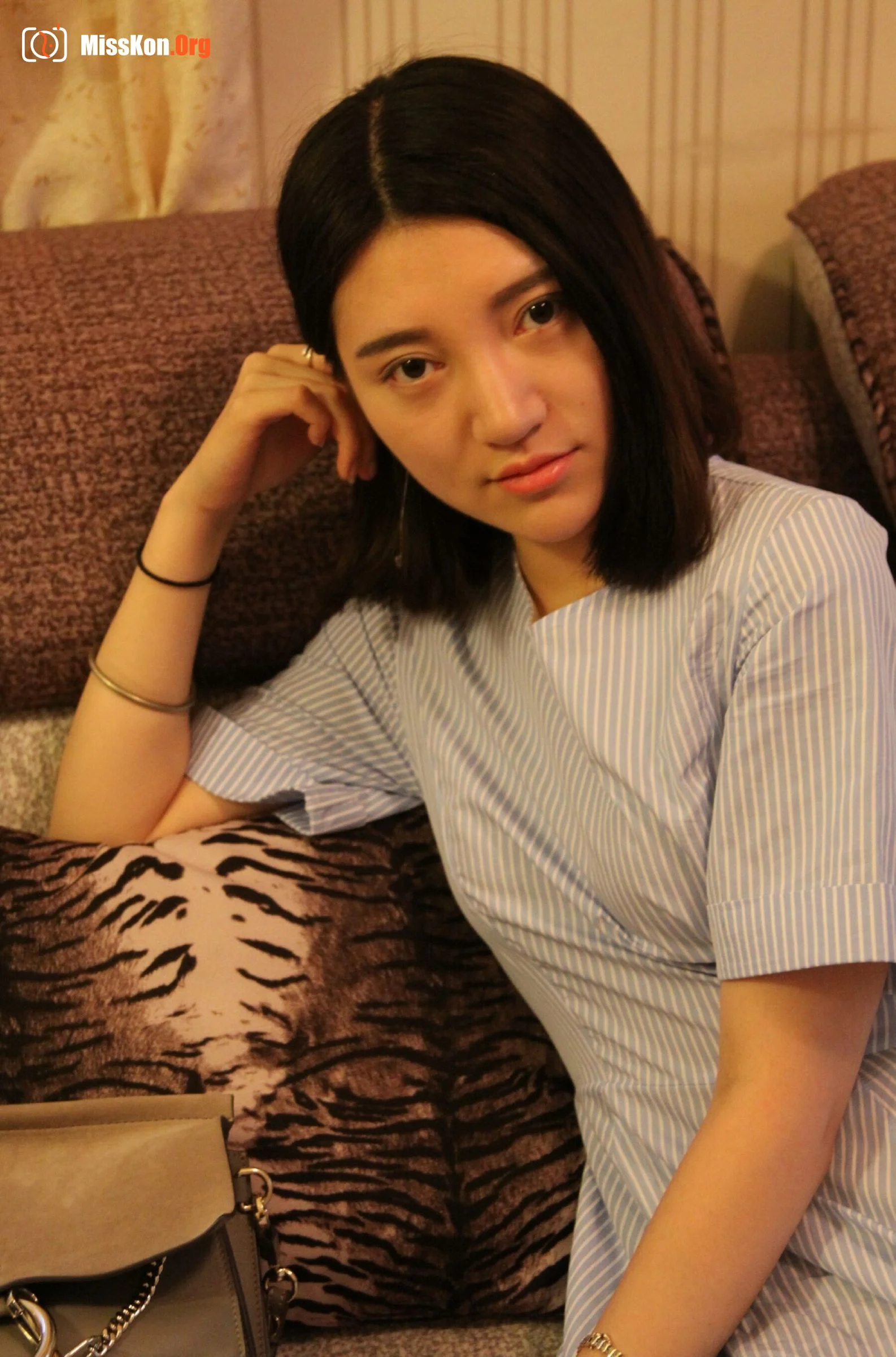 Nude photo set of Chinese model: Wu You (2017-07-08) - Photo 9