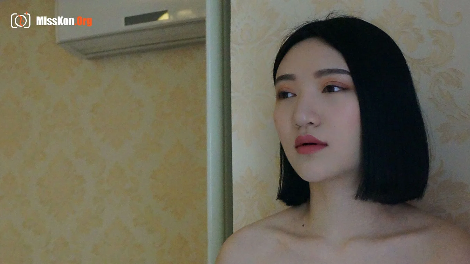 Nude photo set of Chinese model: Wu You (2019-03-08) - Photo 12