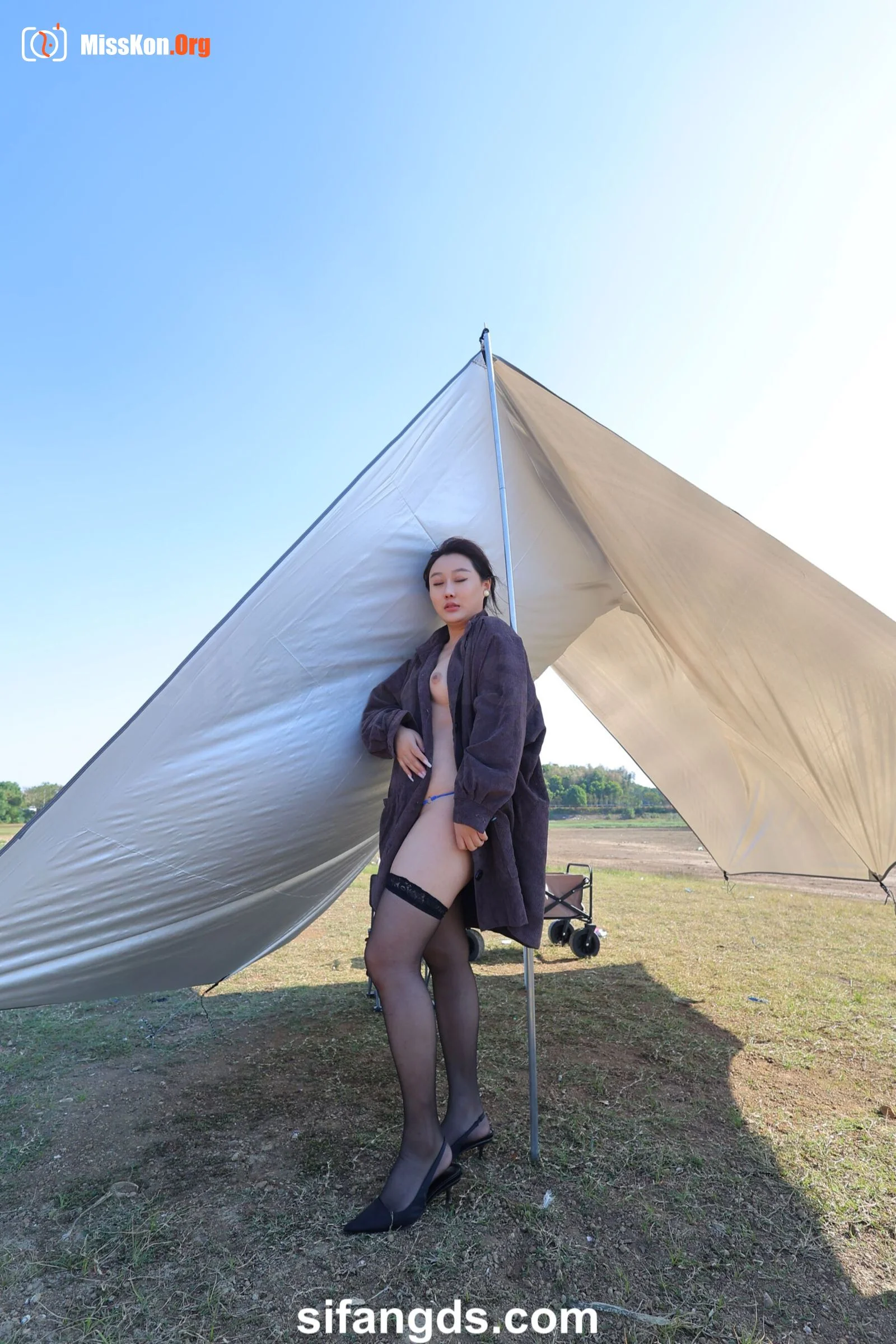 Nude photo set of Chinese model: Xiang Ni (2021-10-12) - Photo 16