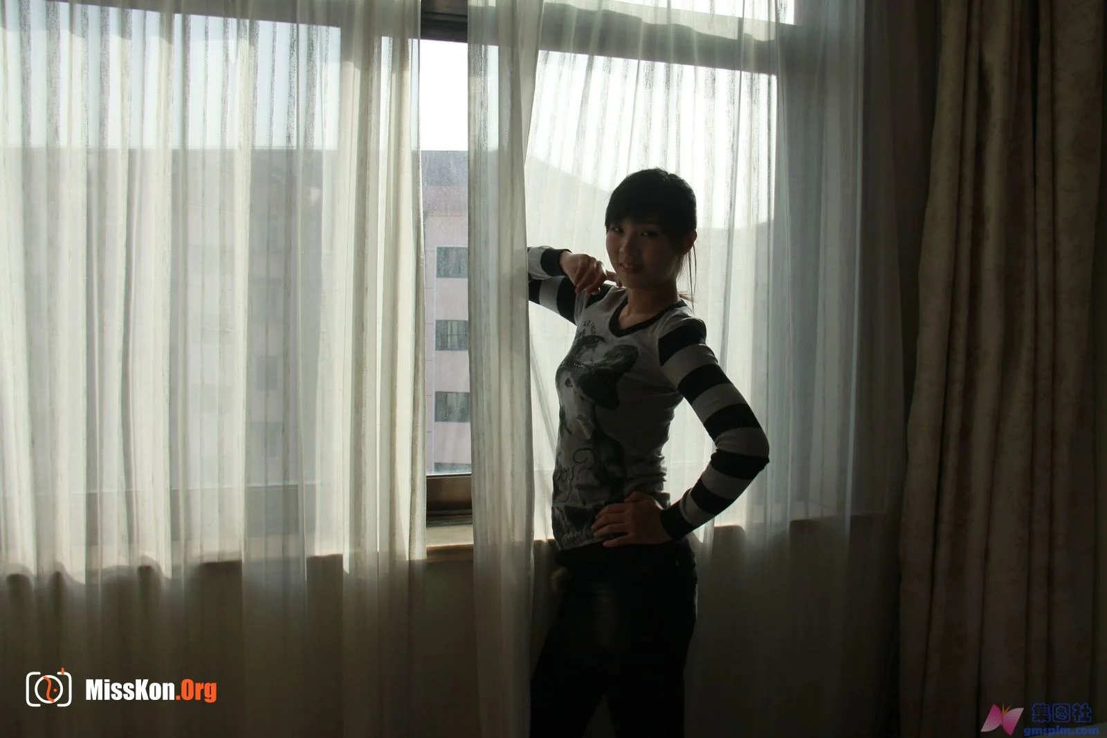 Nude photo set of Chinese model: Xiao Jing (2010-12-08) - Photo 15