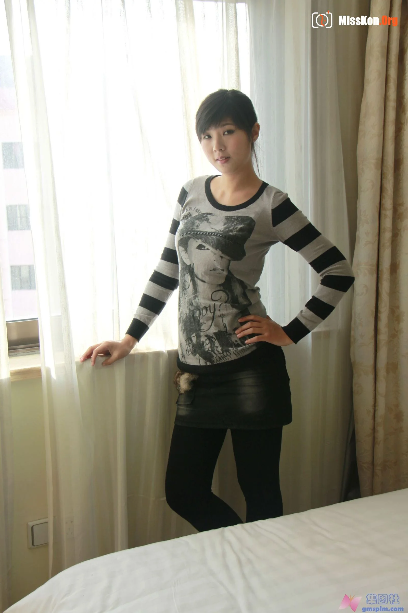 Nude photo set of Chinese model: Xiao Jing (2010-12-08) - Photo 8