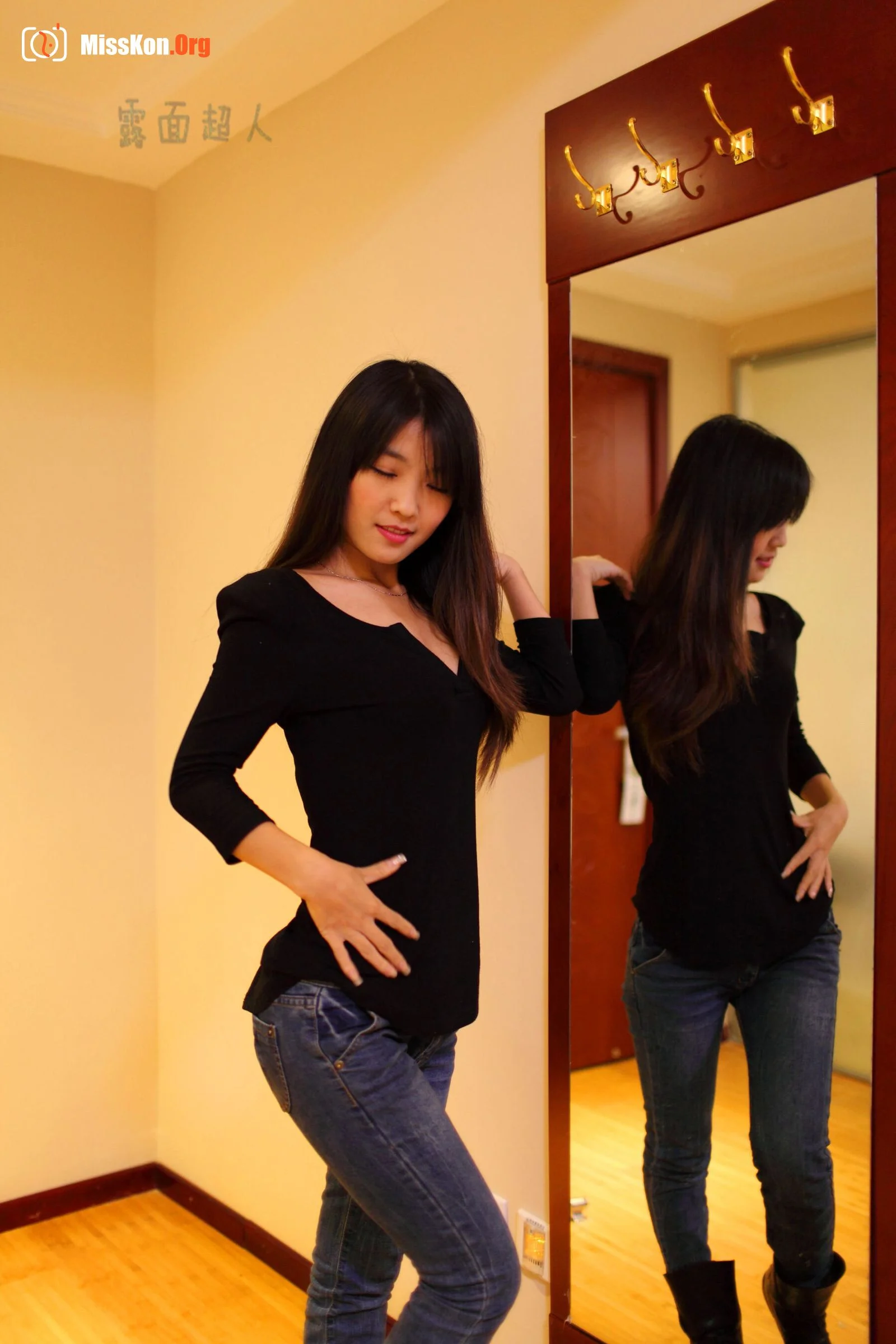 Nude photo set of Chinese model: Xiao Li (2012-12-30) - Photo 10