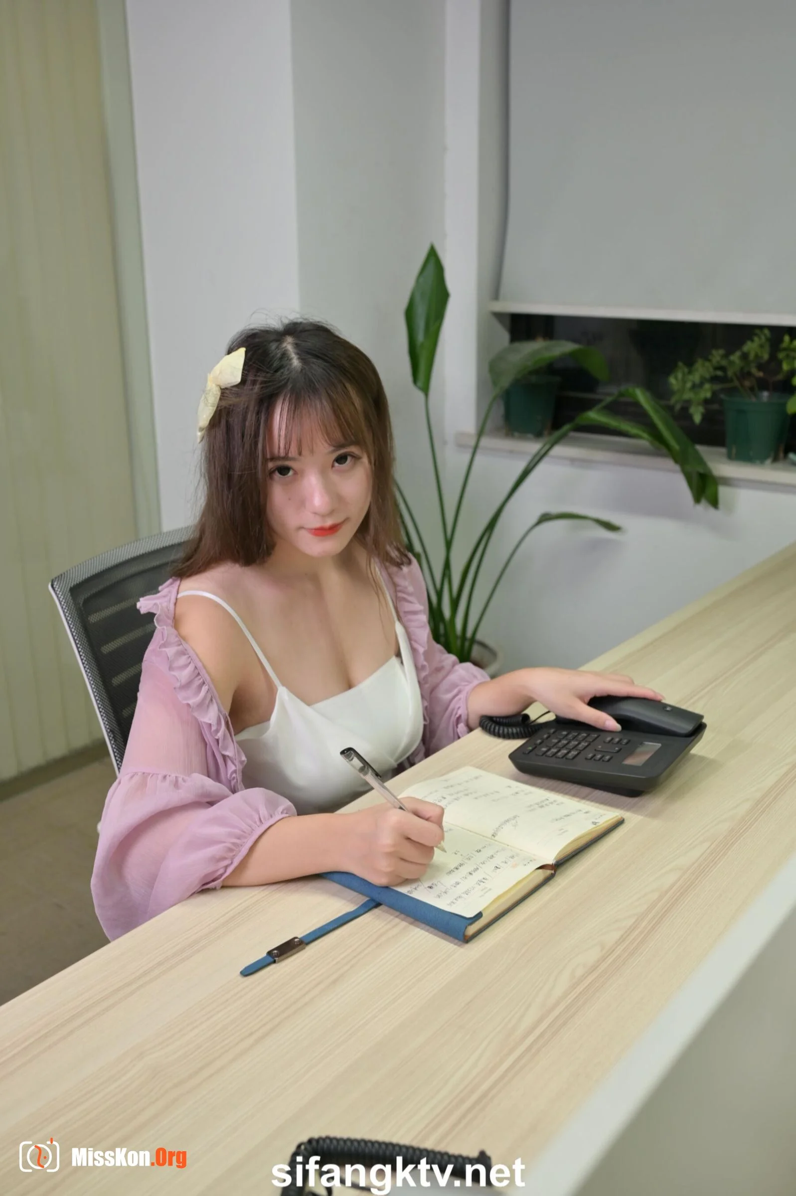 Nude photo set of Chinese model: Xiao Wei (2024-01-10) - Photo 20