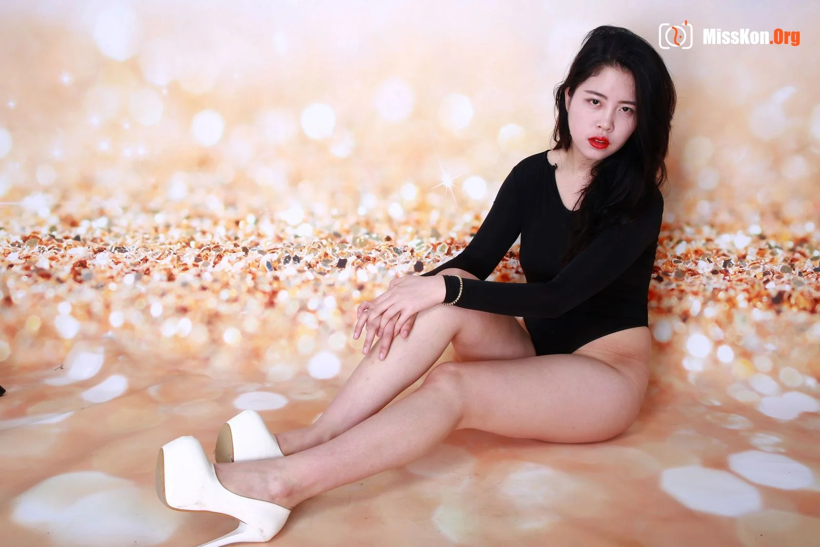 Nude photo set of Chinese model: Xiaofen - Photo 15