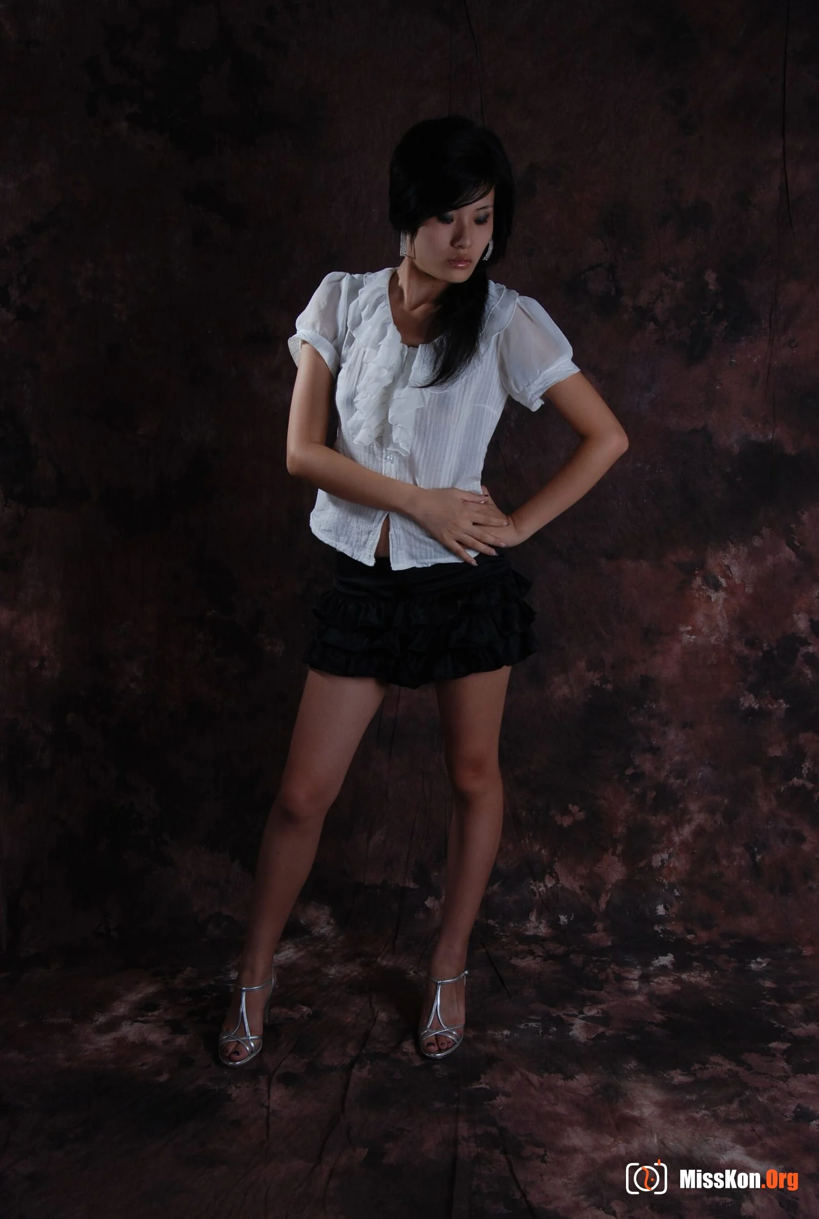 Nude photo set of Chinese model: Xiaohe (2011-06-15) - Photo 6