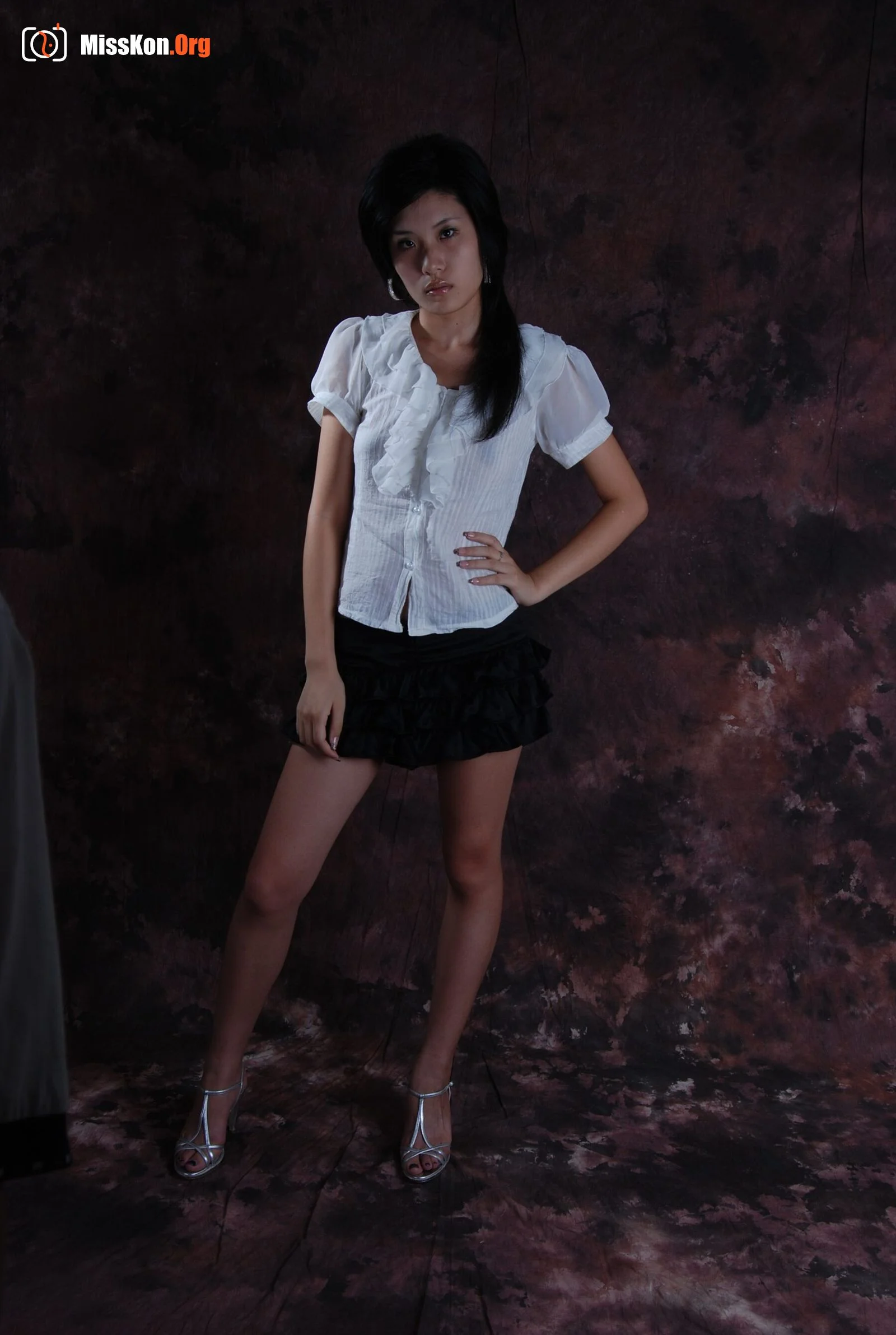 Nude photo set of Chinese model: Xiaohe (2011-06-15) - Photo 8