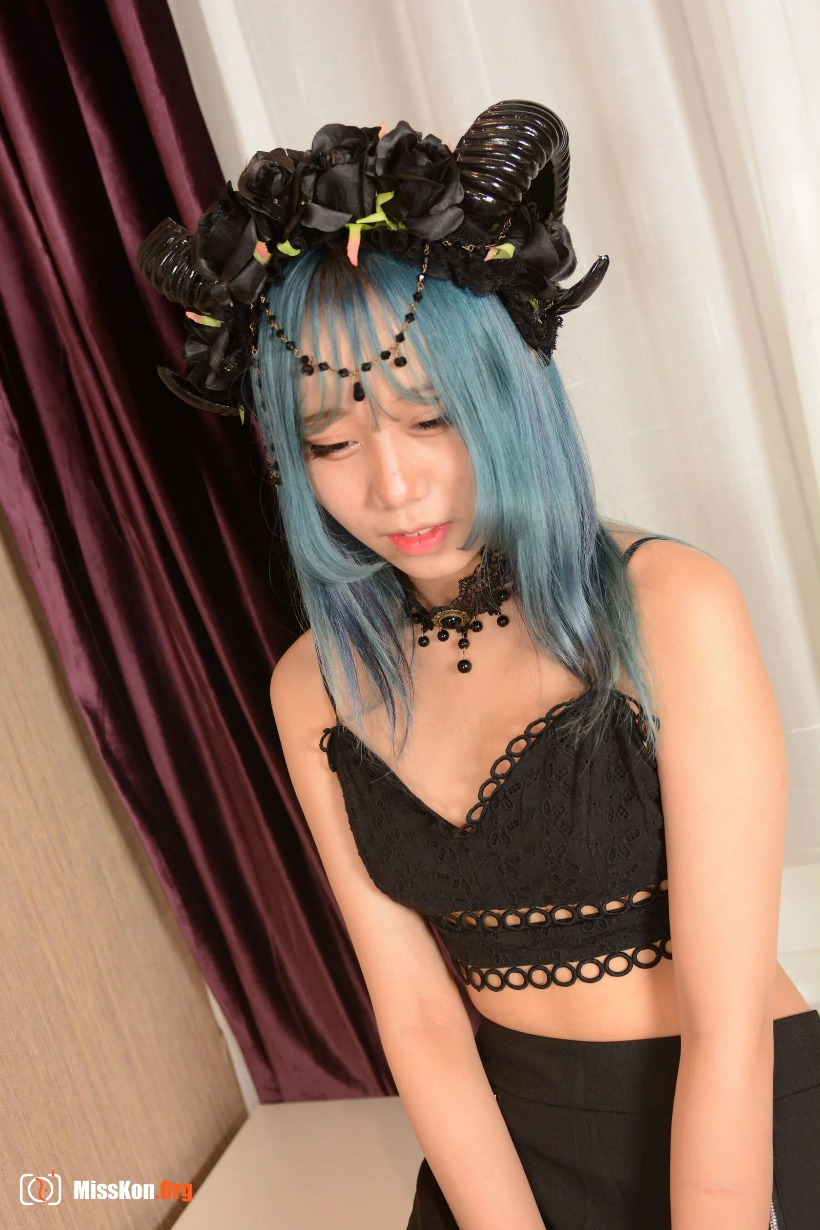 Nude photo set of Chinese model: Xiaojie (2018-06-23) - Photo 18