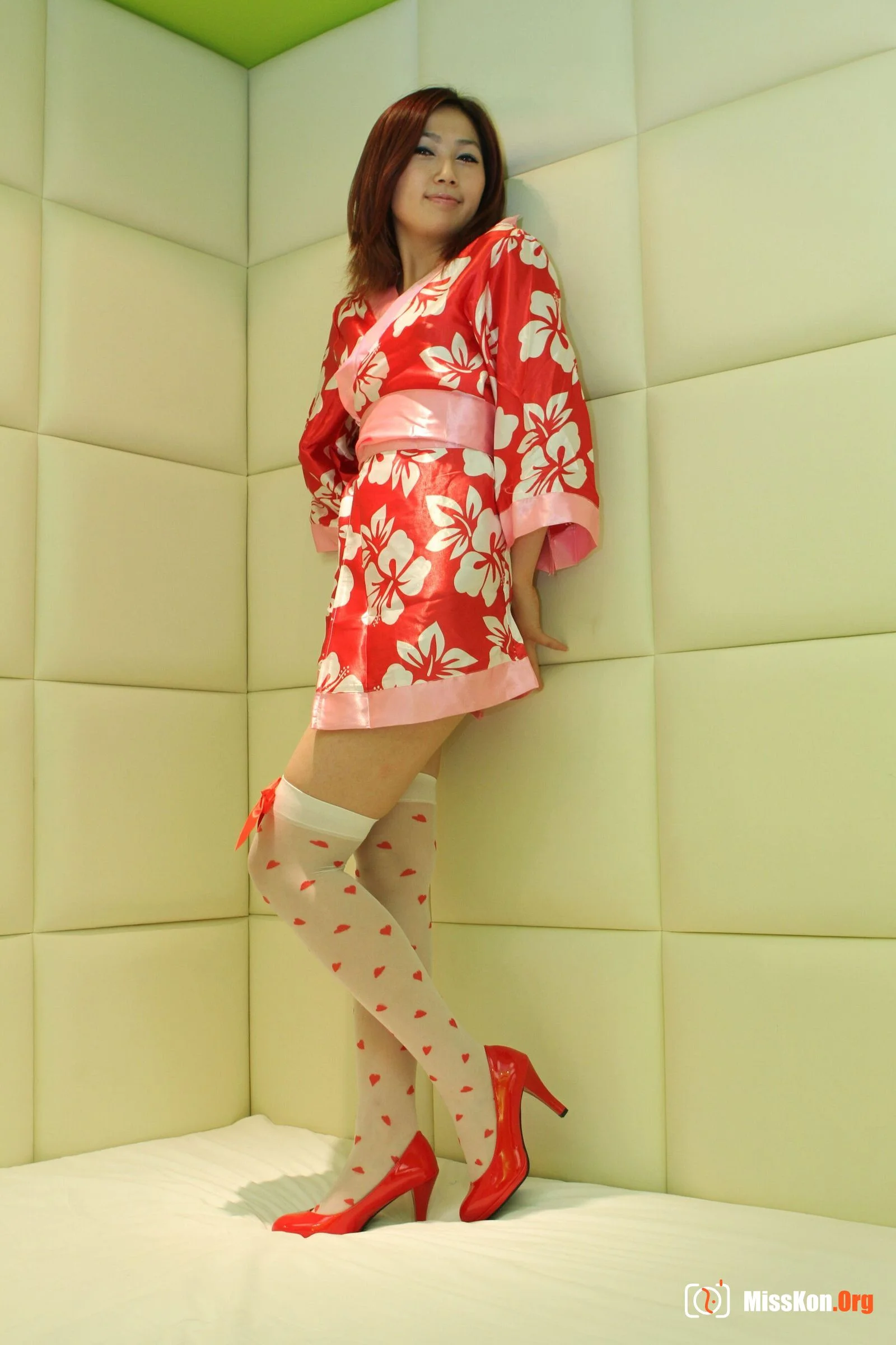 Nude photo set of Chinese model: Xiaoqing (2011-05-28) - Photo 17