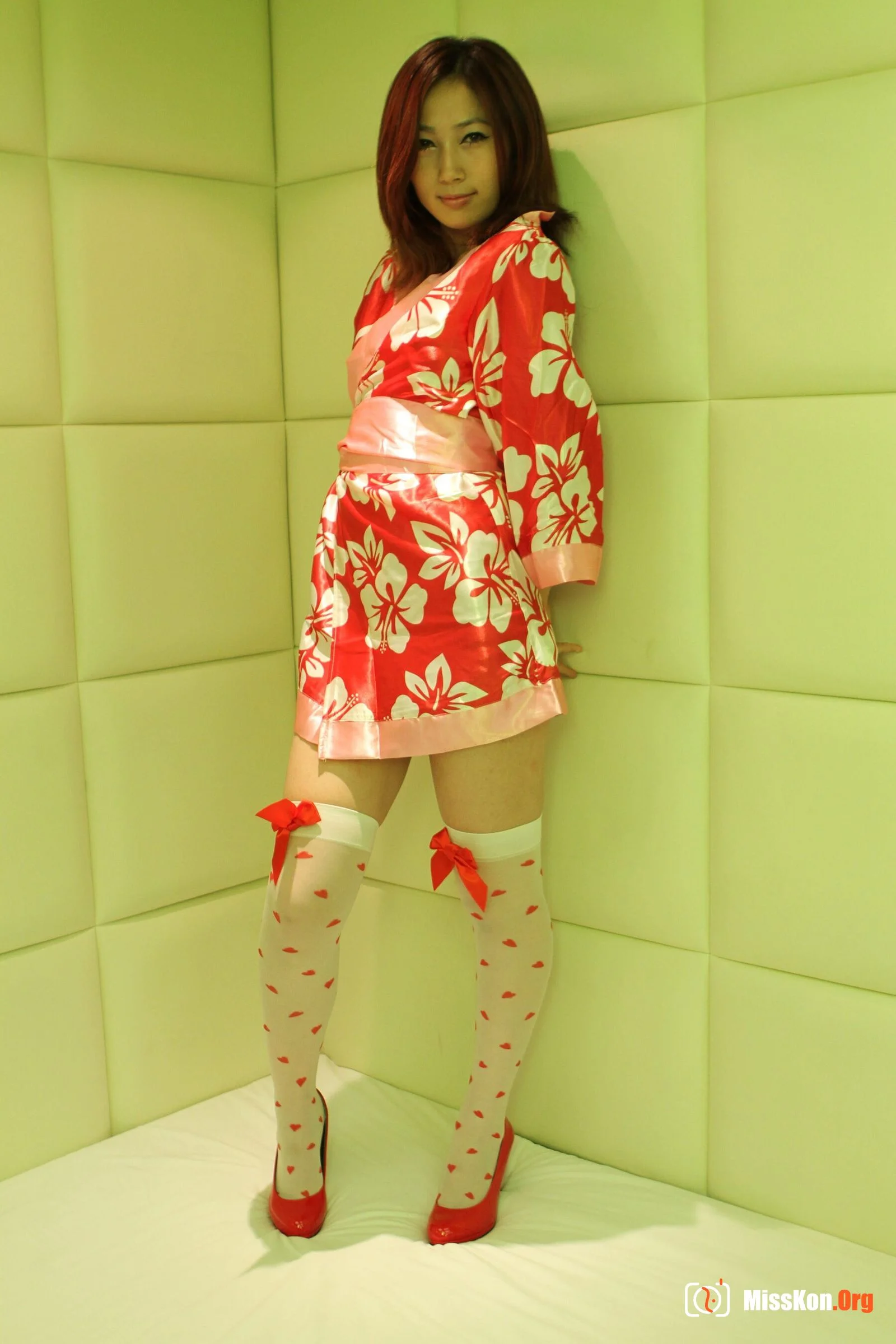 Nude photo set of Chinese model: Xiaoqing (2011-05-28) - Photo 4