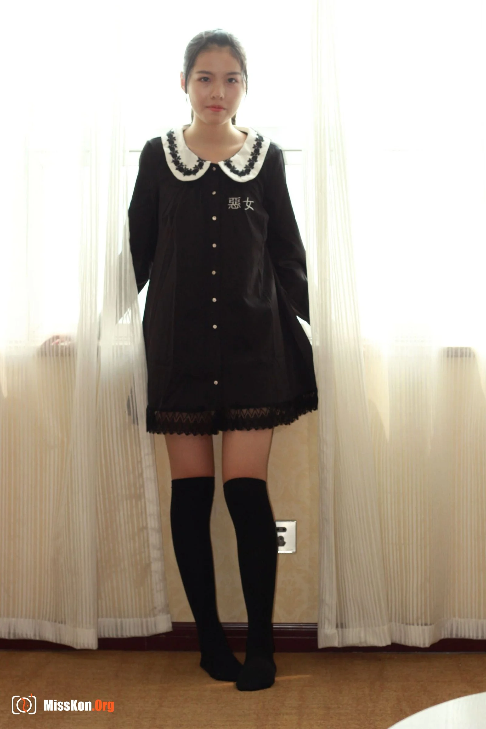 Nude photo set of Chinese model: Xiaowan (2016-07-27) - Photo 4