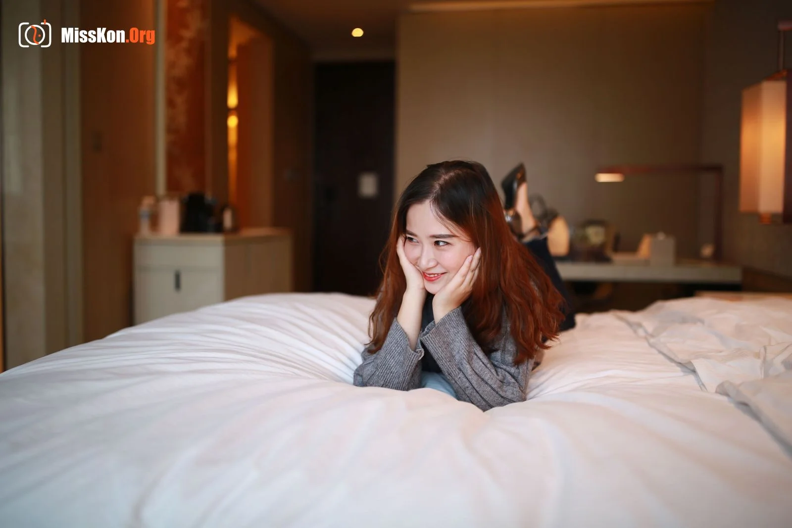 Nude photo set of Chinese model: Xiaoyi (2017-10-24) - Photo 4