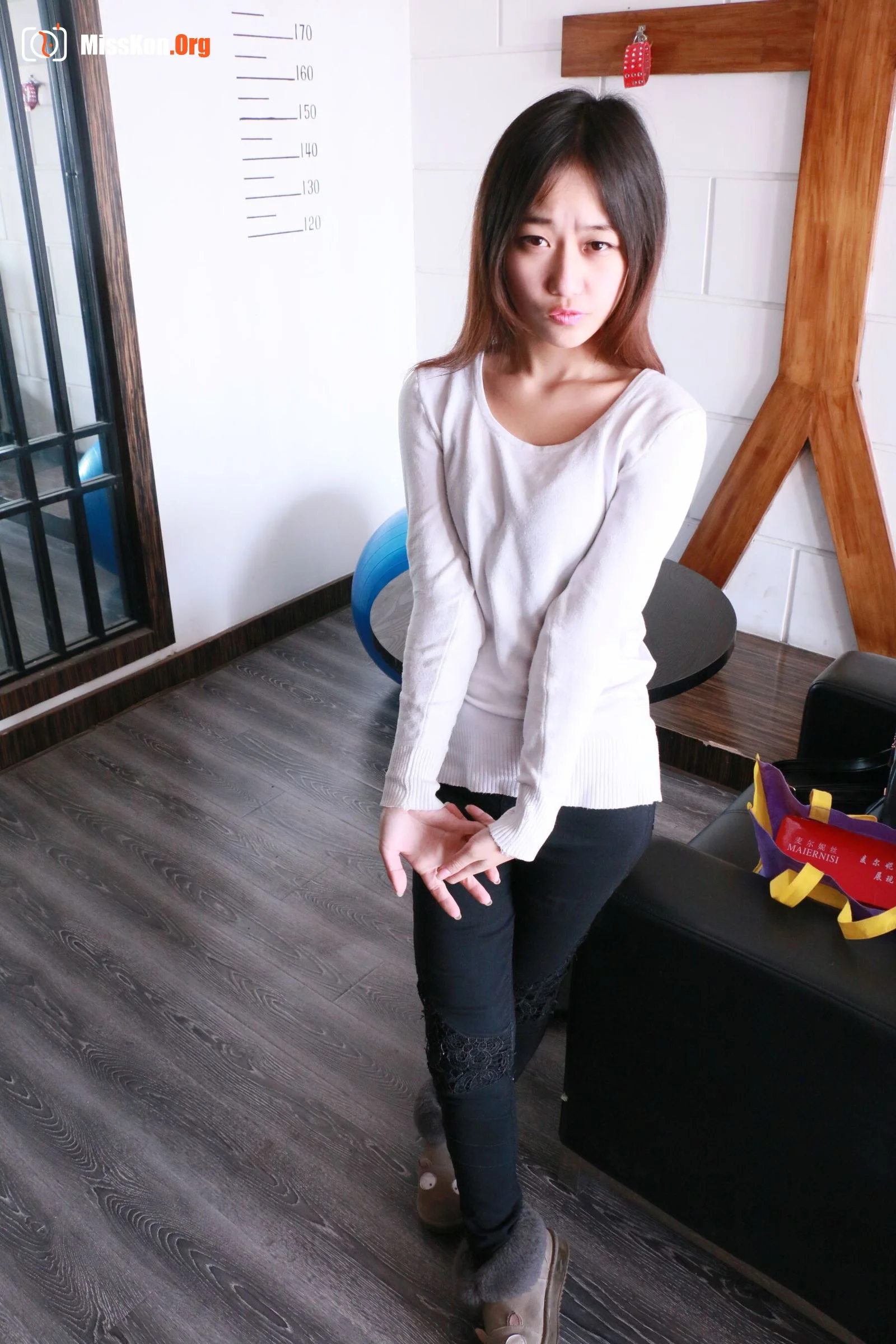 Nude photo set of Chinese model: Xiaoyue (2015-01-12) - Photo 10