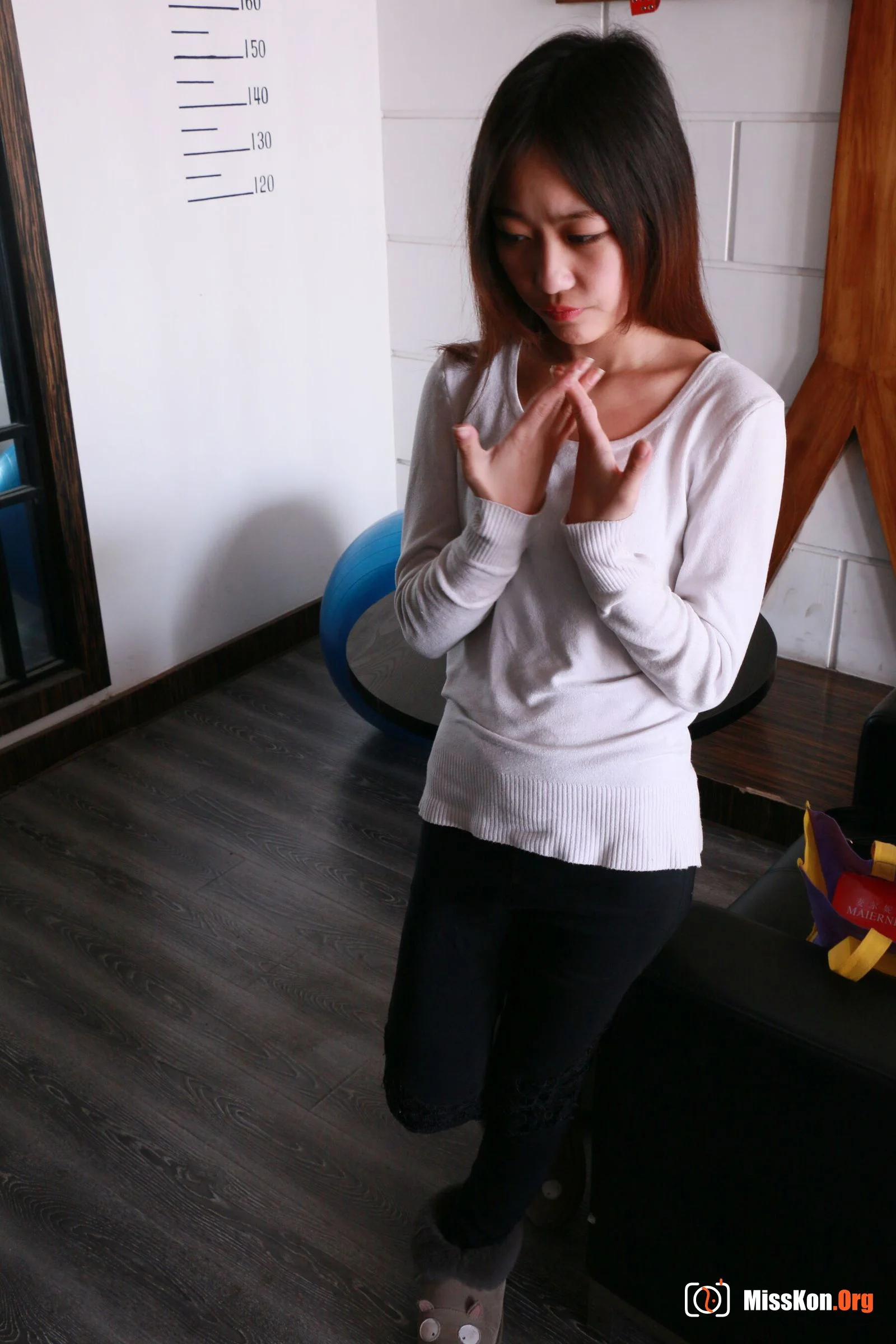Nude photo set of Chinese model: Xiaoyue (2015-01-12) - Photo 8