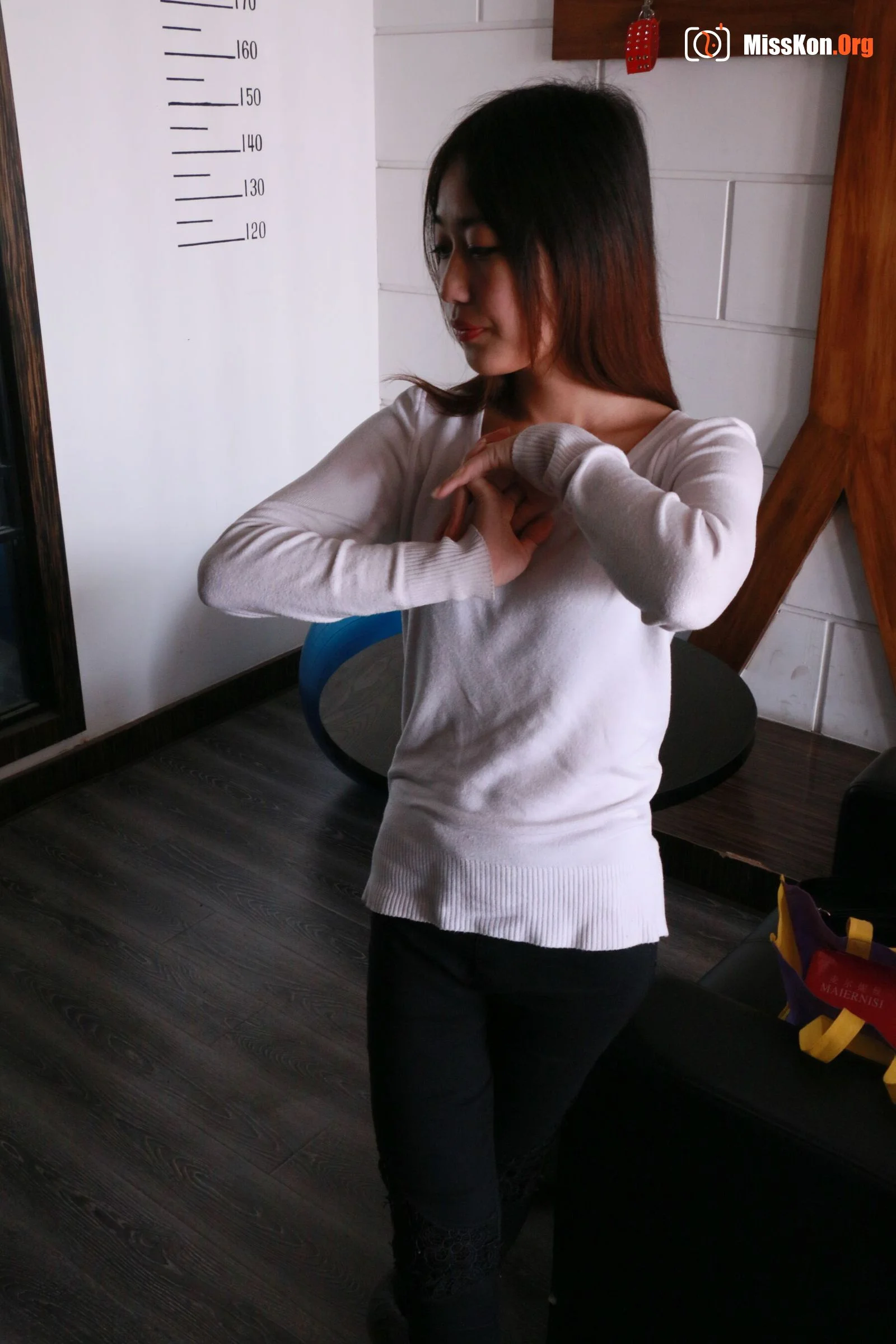 Nude photo set of Chinese model: Xiaoyue (2015-01-12) - Photo 9
